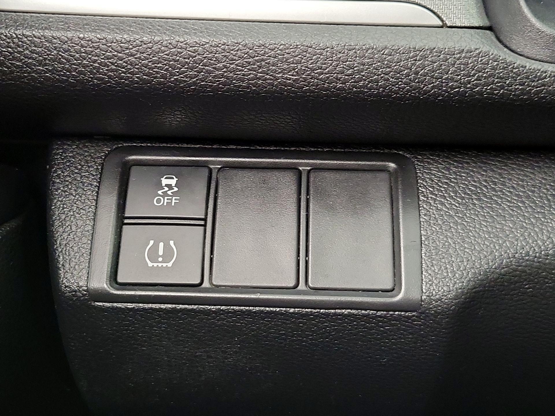 Thumbnail: 2018 Honda Civic - 13