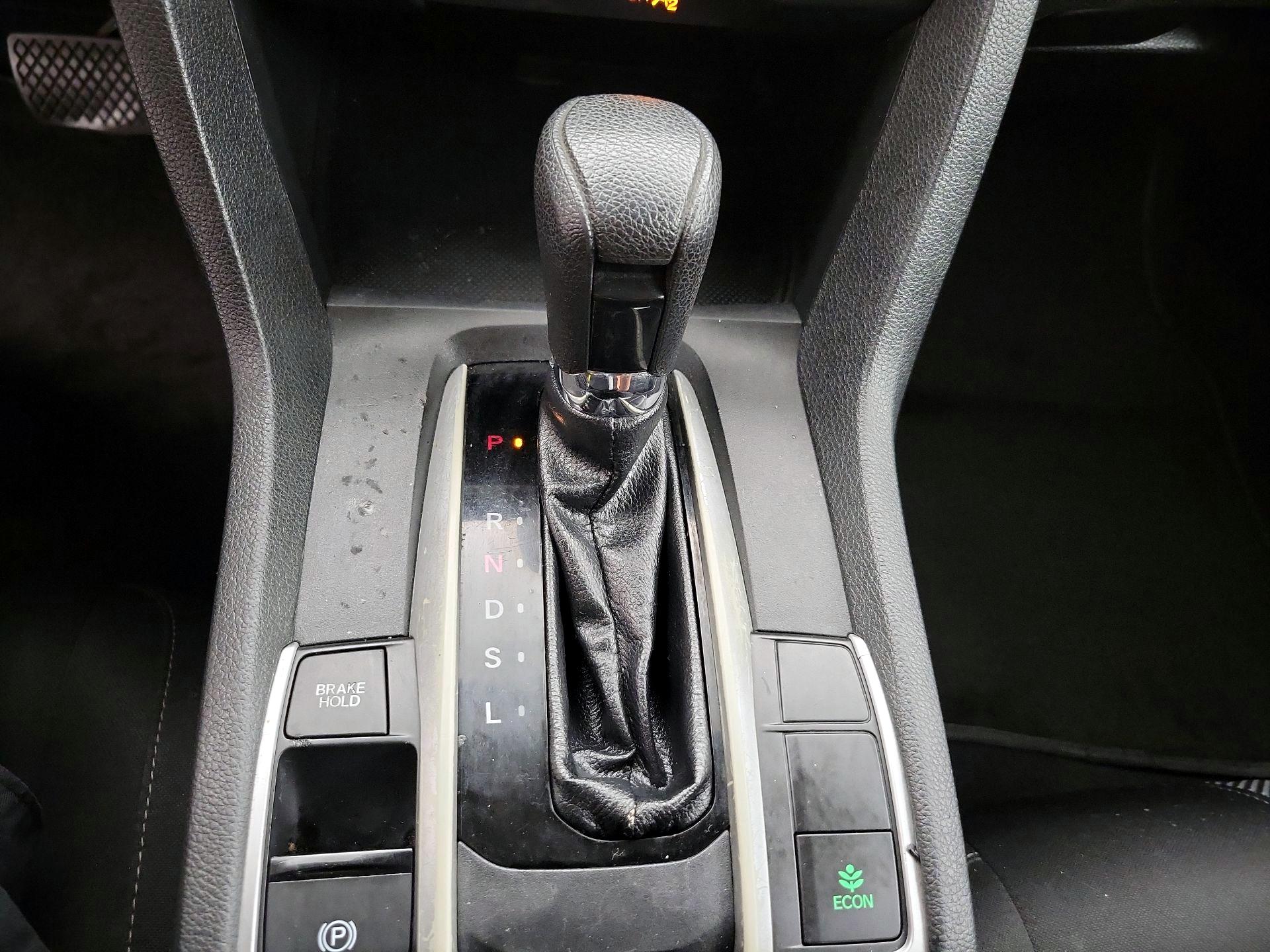 Thumbnail: 2018 Honda Civic - 16