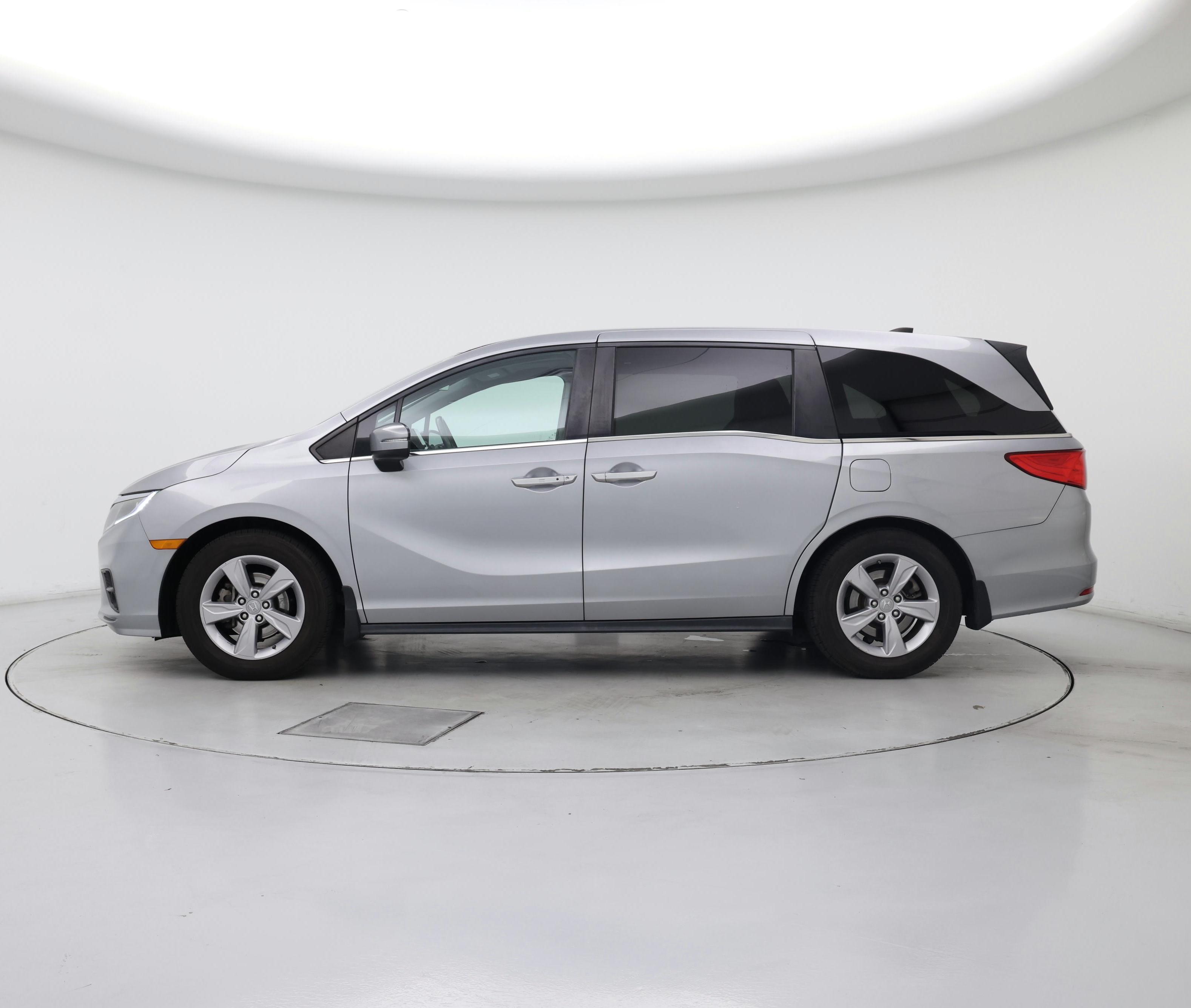 Thumbnail: 2020 Honda Odyssey - 3