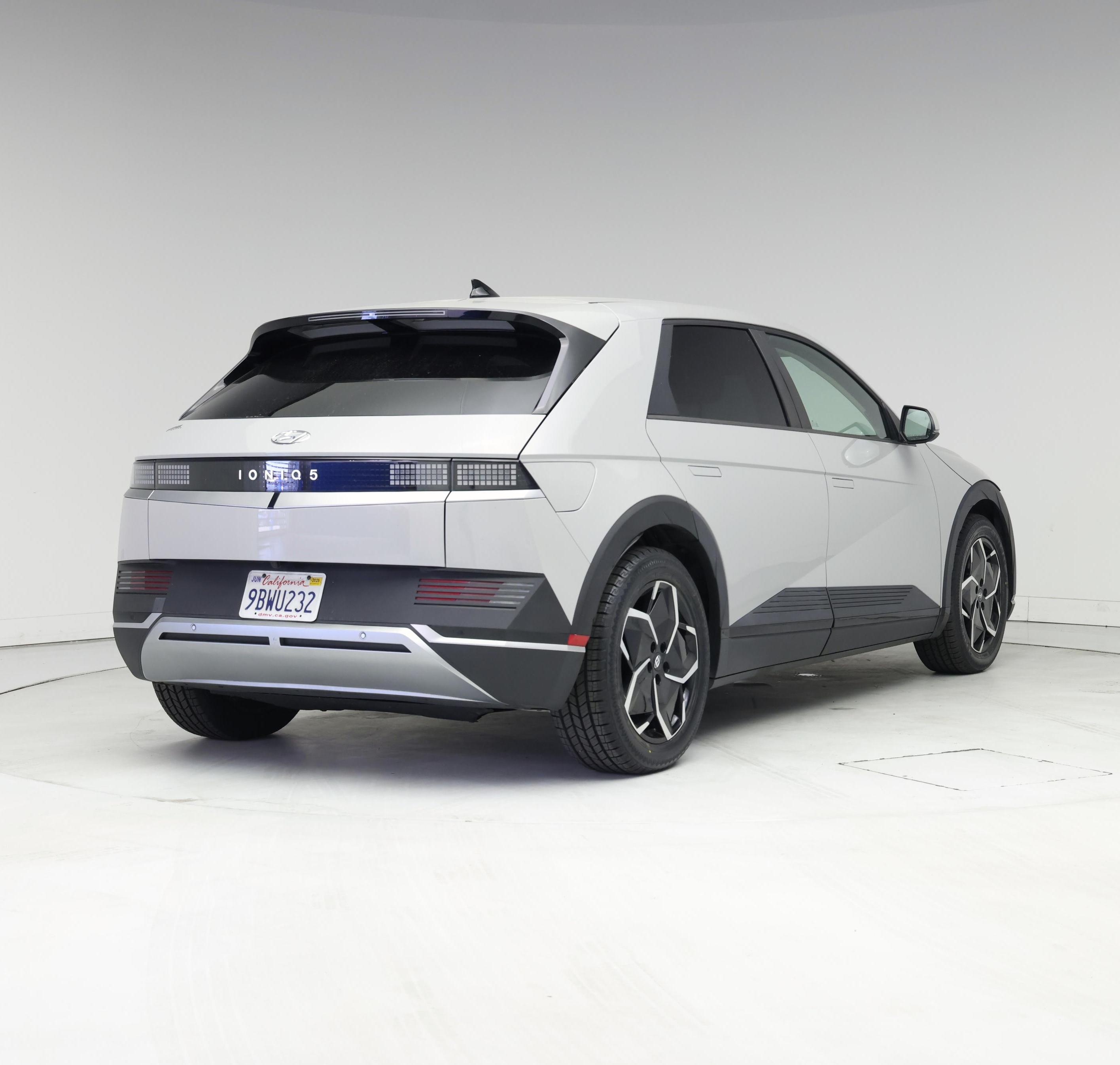 Thumbnail: 2022 Hyundai Ioniq 5 - 8