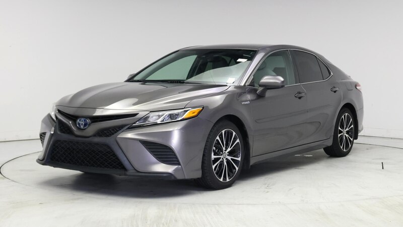 2020 Toyota Camry SE 4