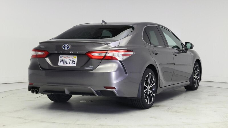 2020 Toyota Camry SE 8
