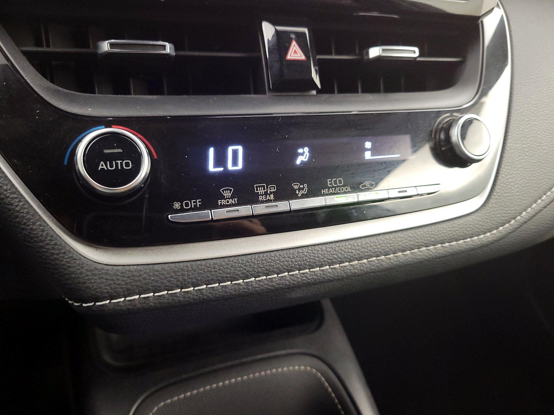 Thumbnail: 2019 Toyota Corolla - 16