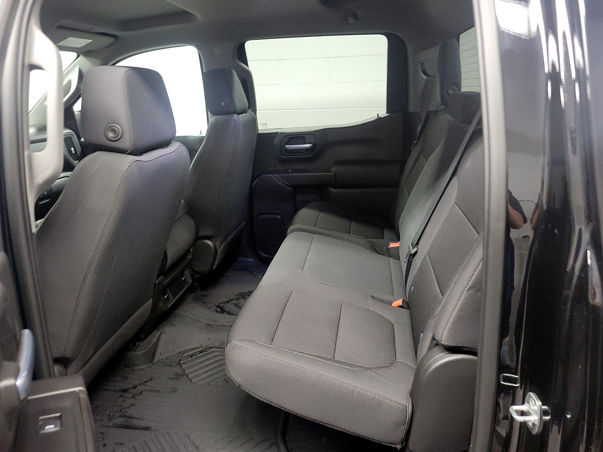 Thumbnail: 2021 Chevrolet Silverado 1500 - 17
