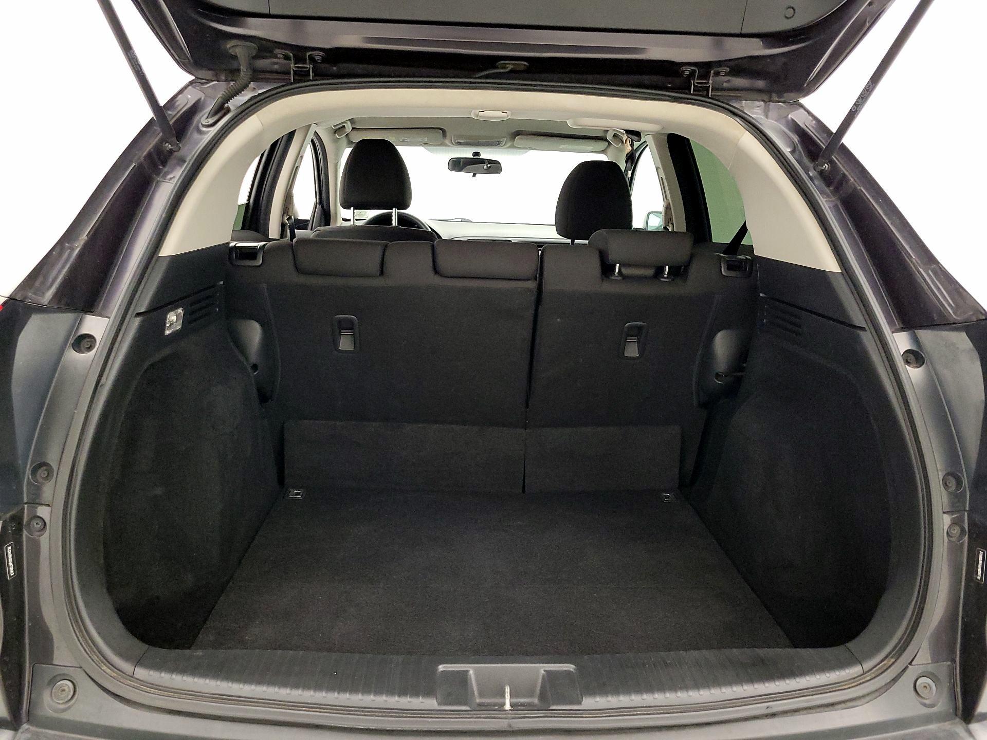 Thumbnail: 2016 Honda HR-V - 20