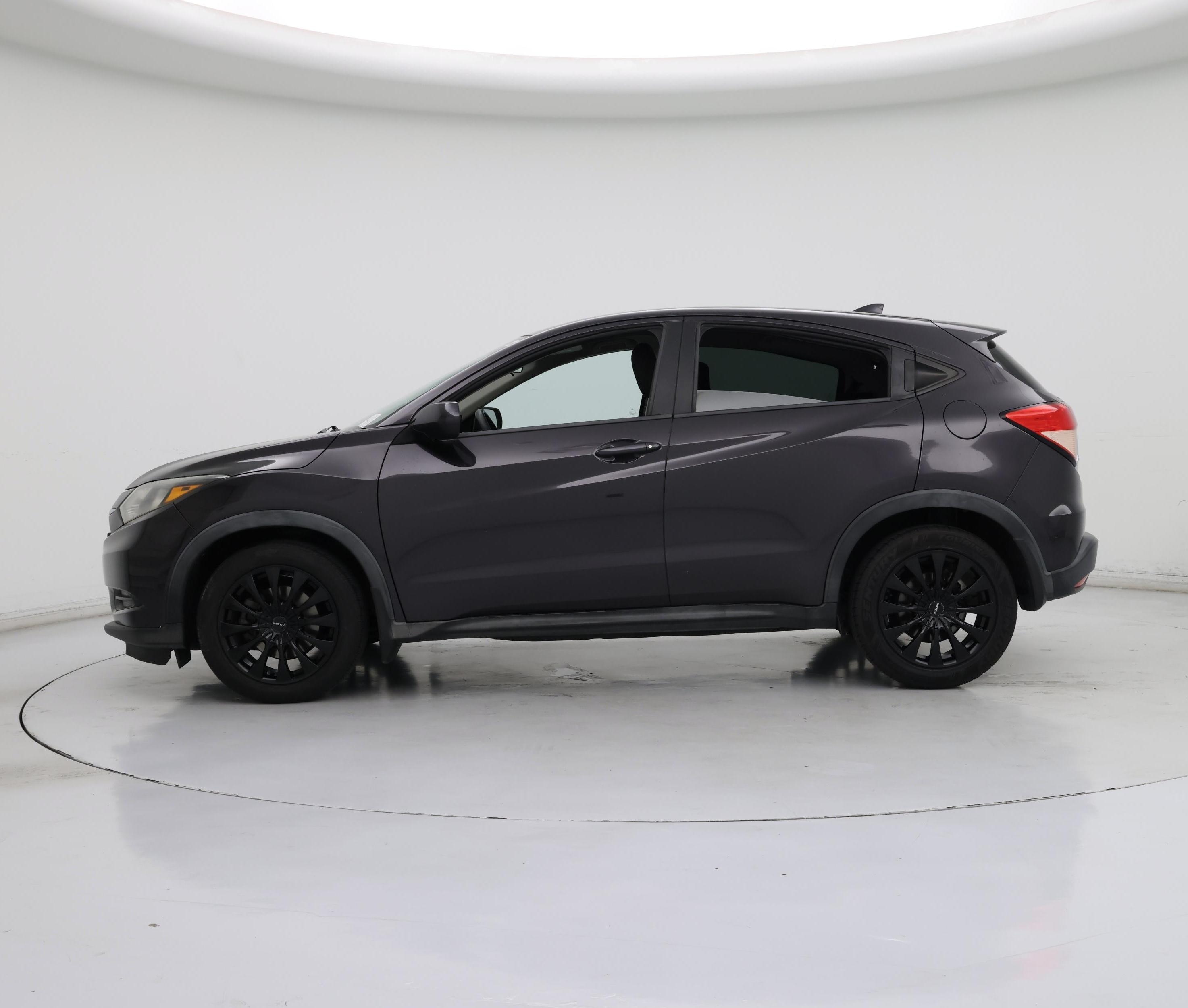 Thumbnail: 2016 Honda HR-V - 3