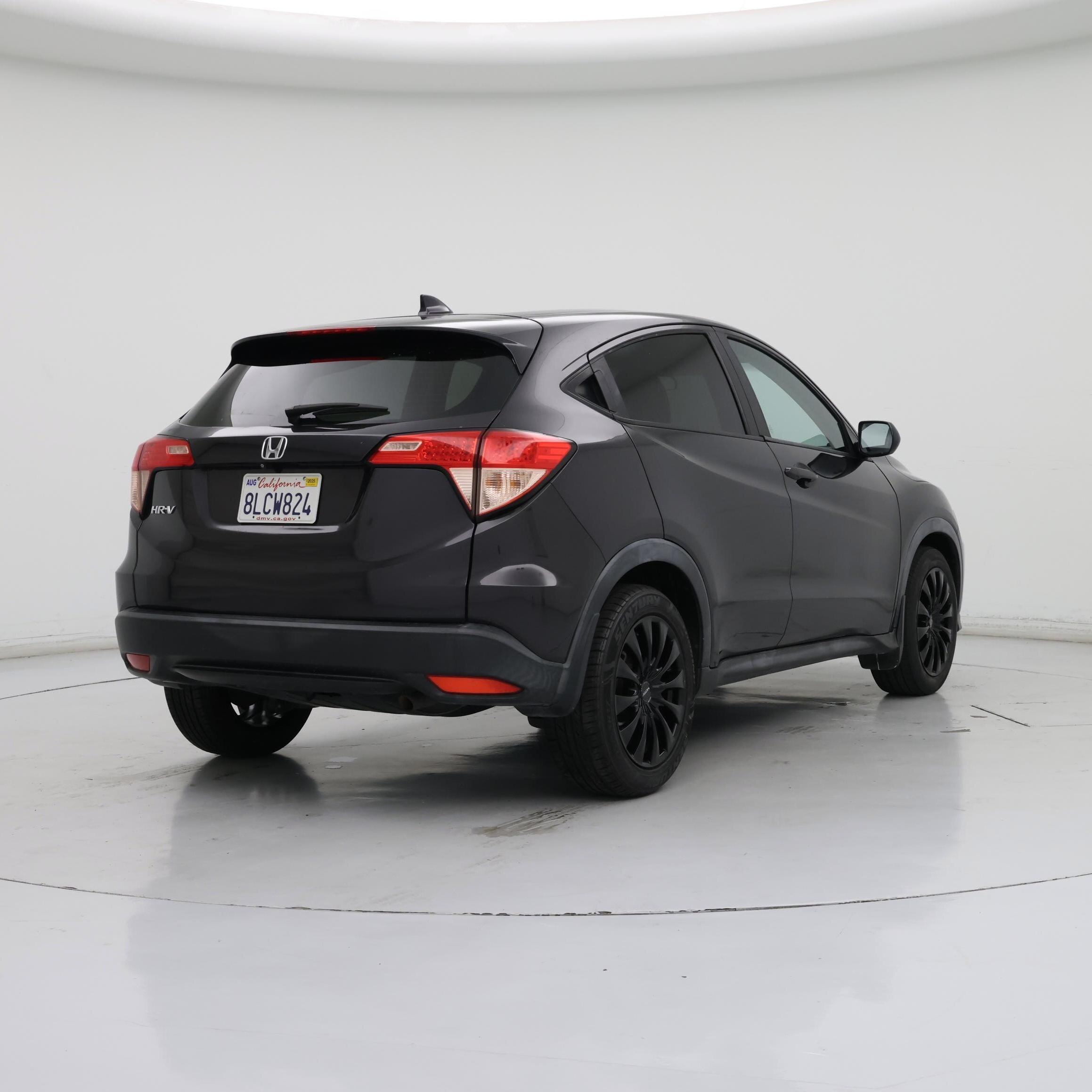 Thumbnail: 2016 Honda HR-V - 8