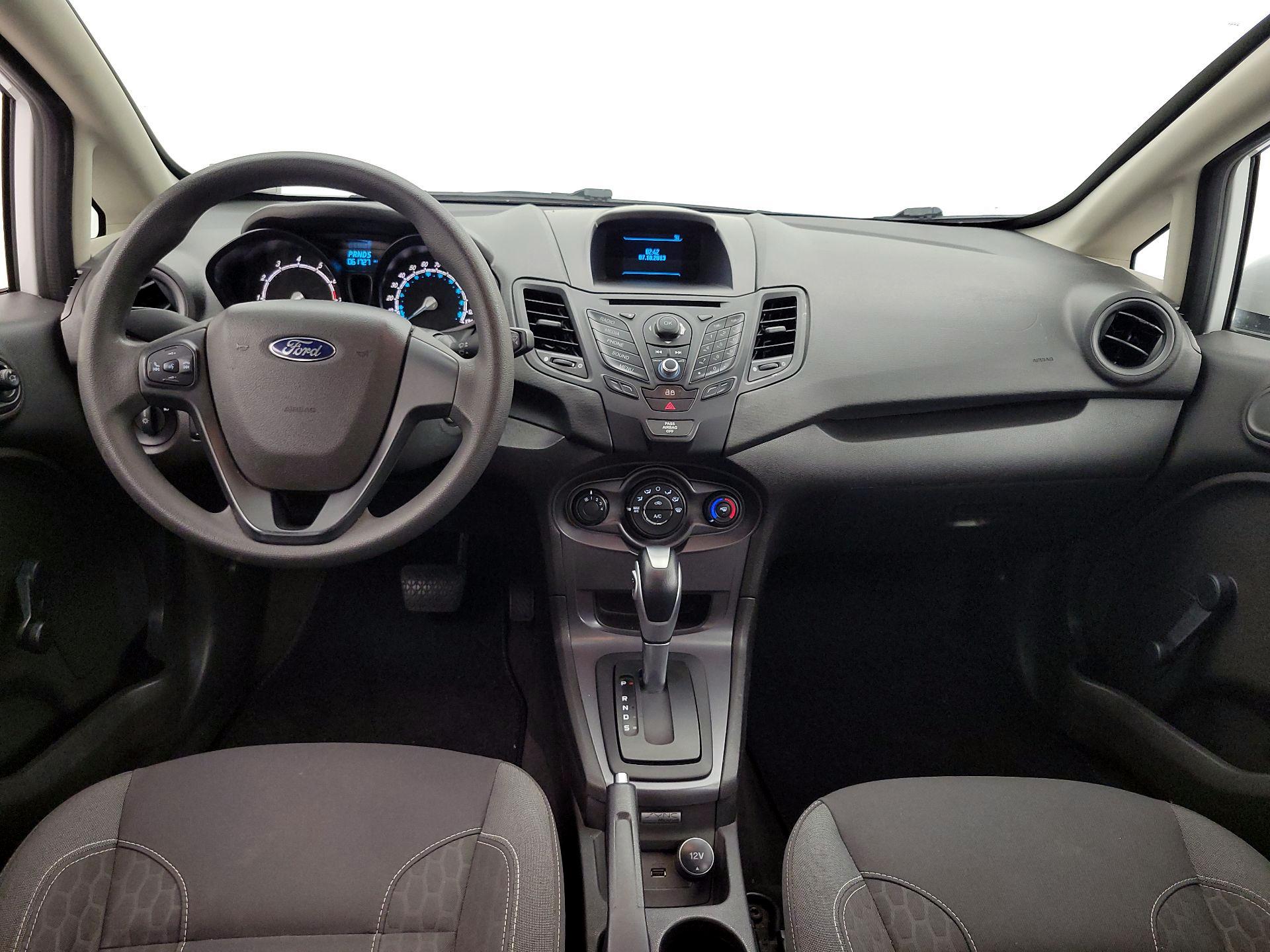 Thumbnail: 2014 Ford Fiesta - 9