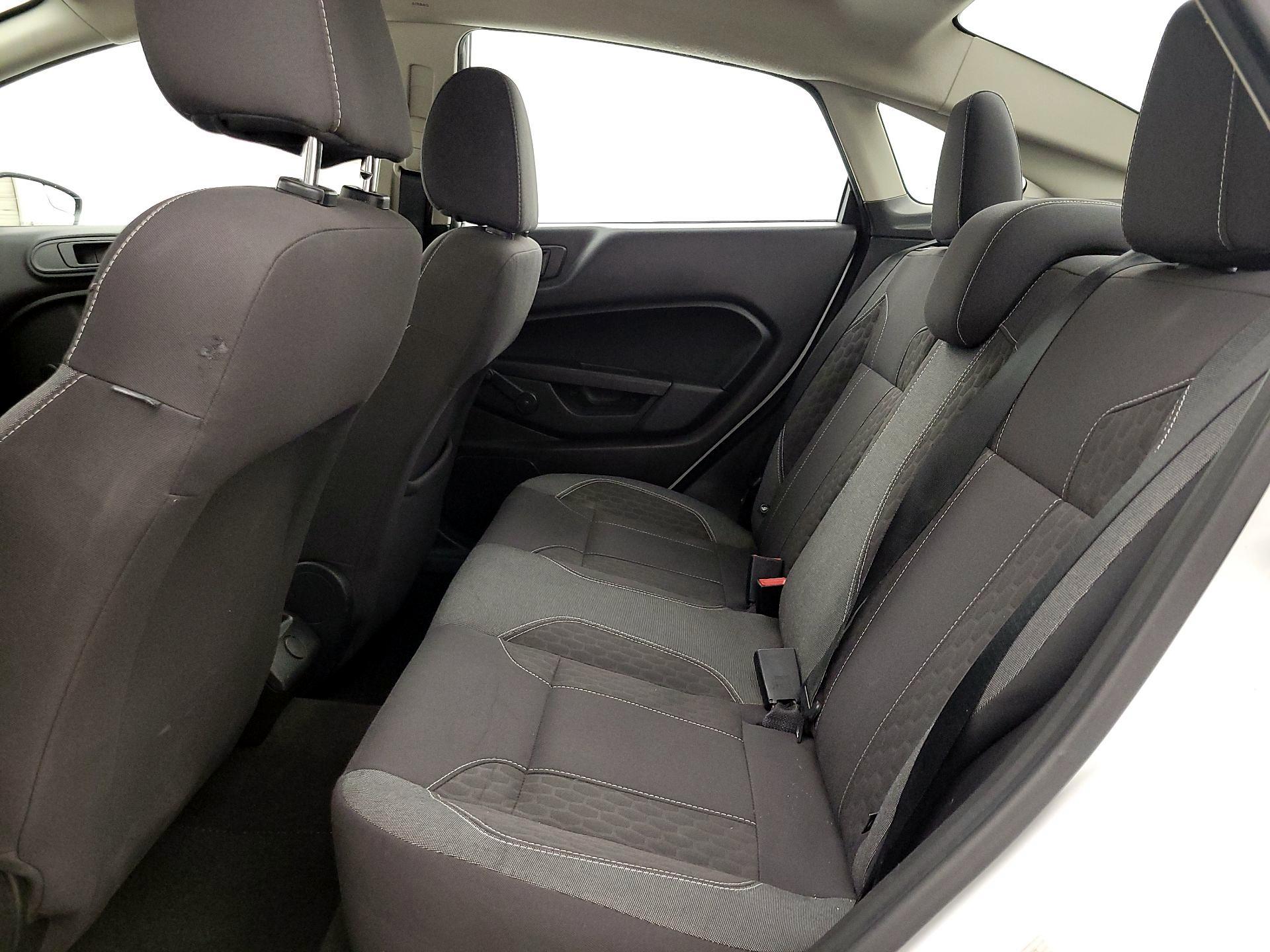 Thumbnail: 2014 Ford Fiesta - 18