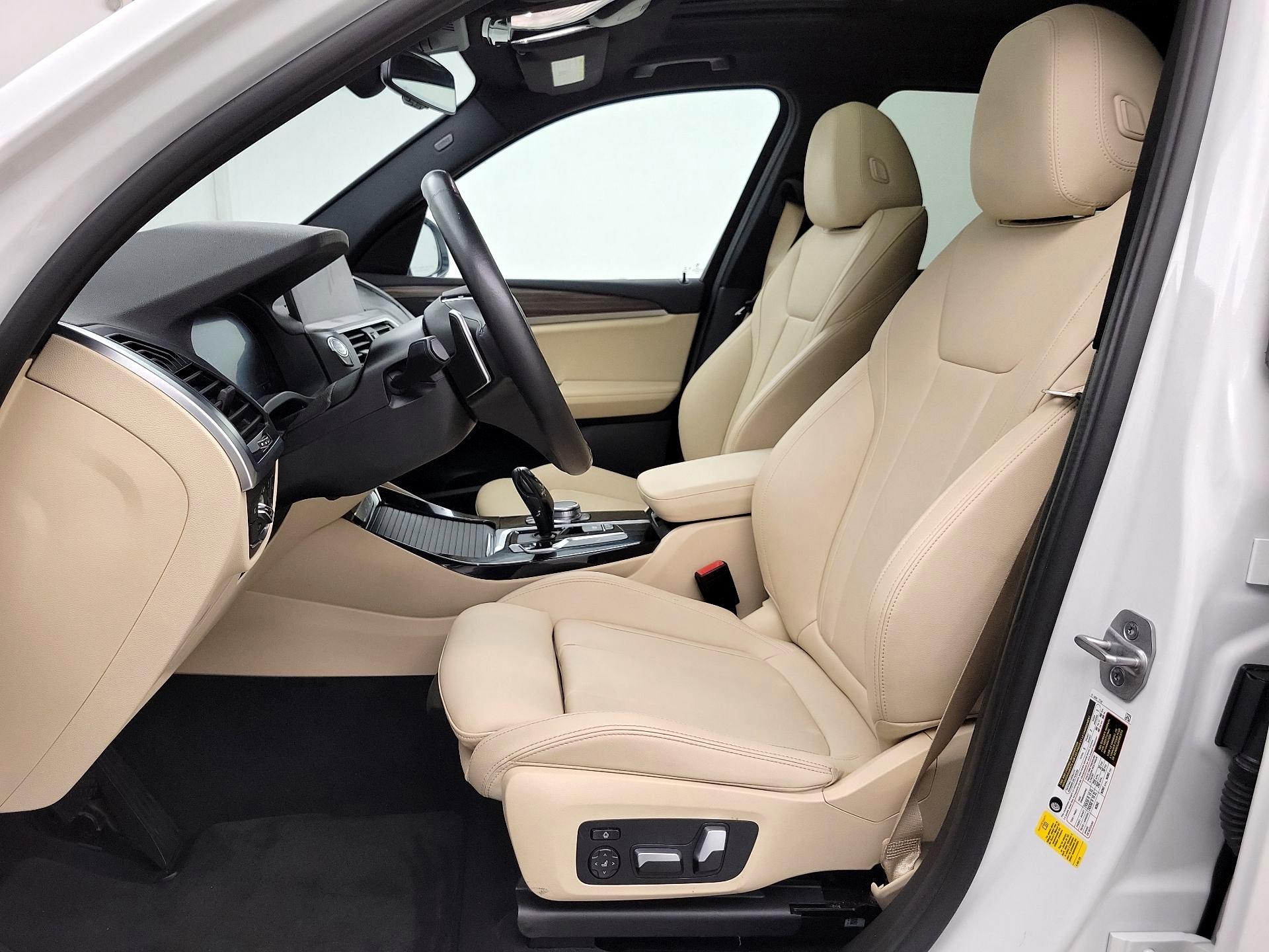 Thumbnail: 2021 BMW X3 - 11