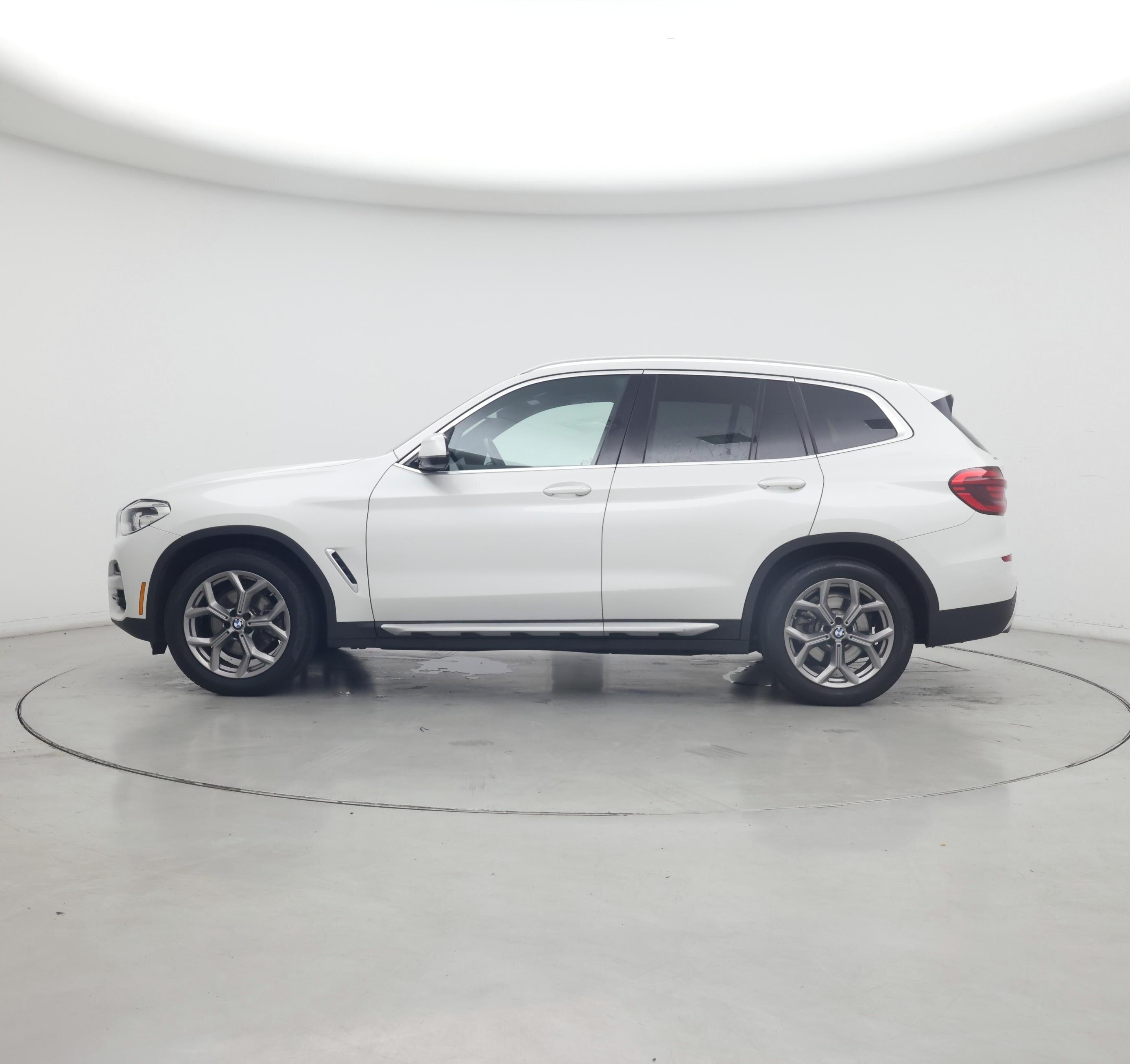 Thumbnail: 2021 BMW X3 - 3