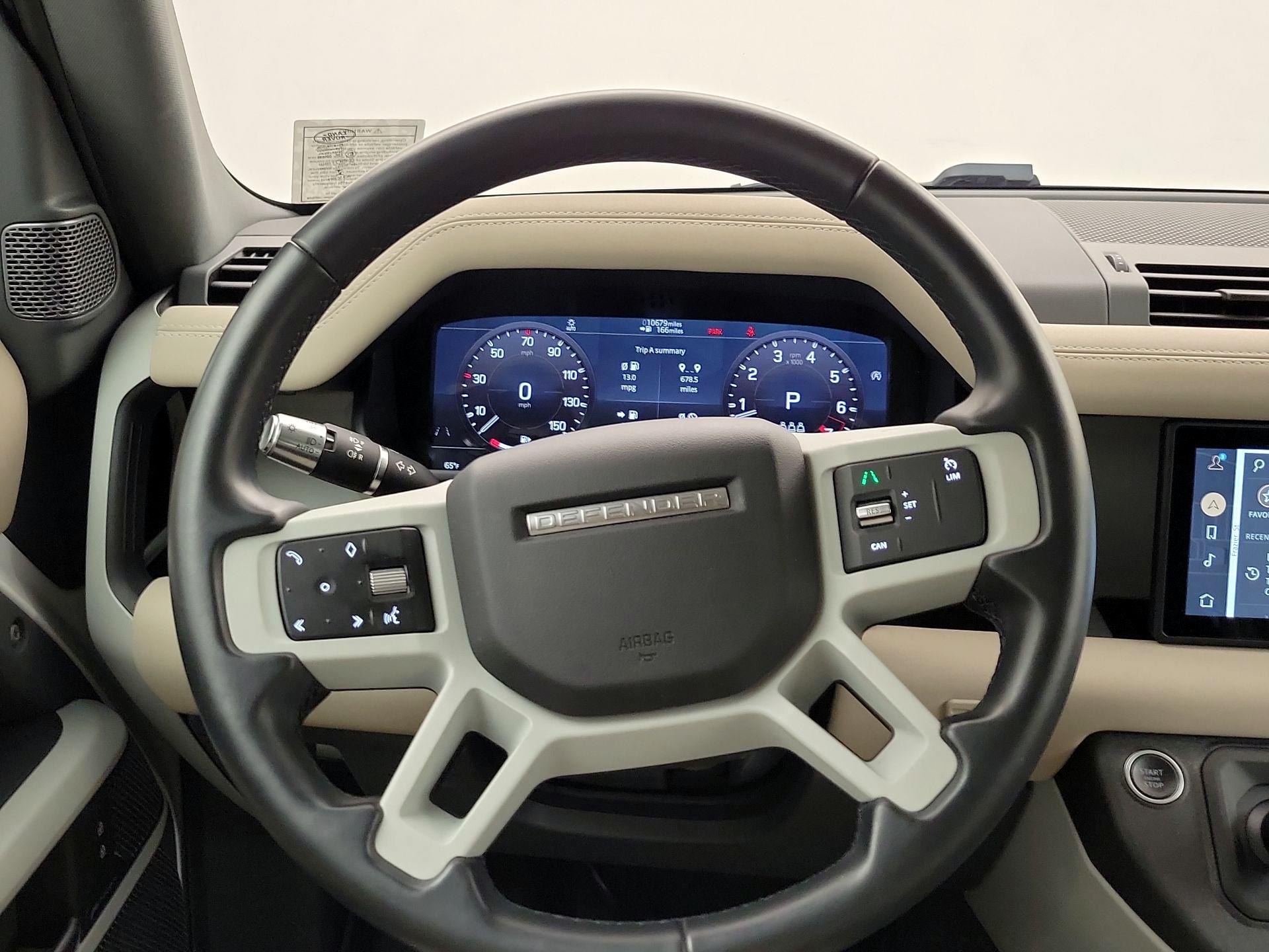 Thumbnail: 2022 Land Rover Defender - 10