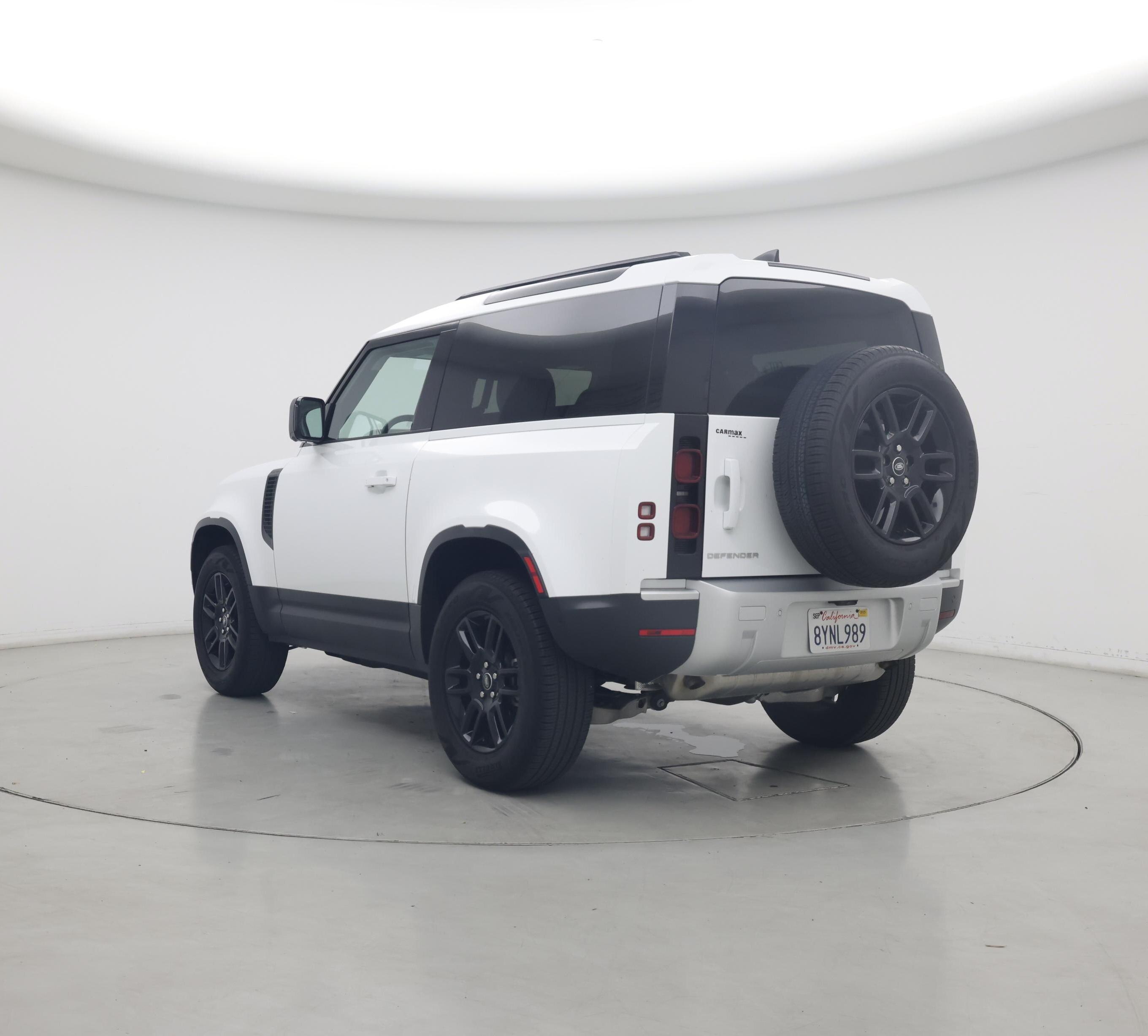 Thumbnail: 2022 Land Rover Defender - 2