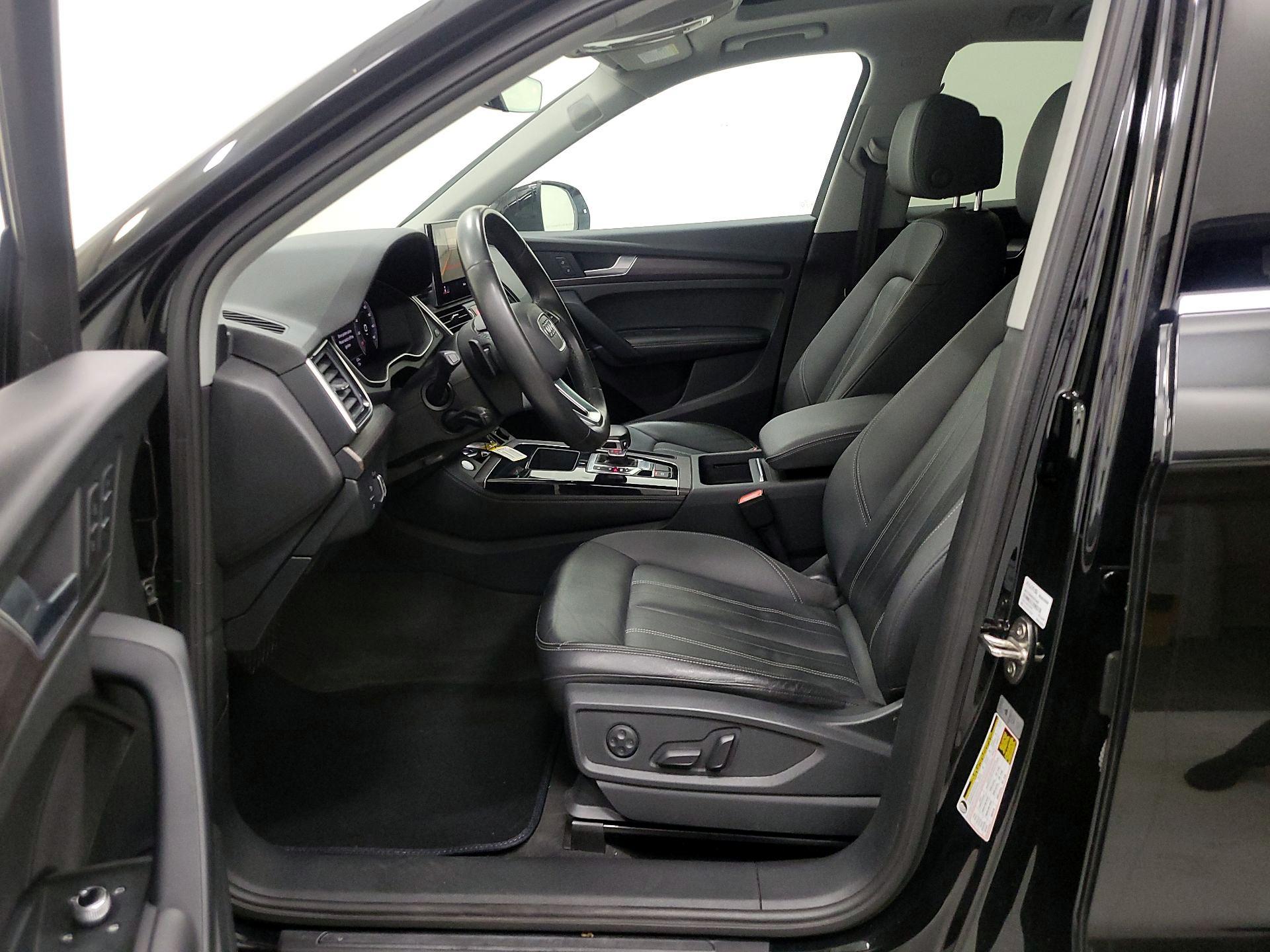 Thumbnail: 2021 Audi Q5 - 11