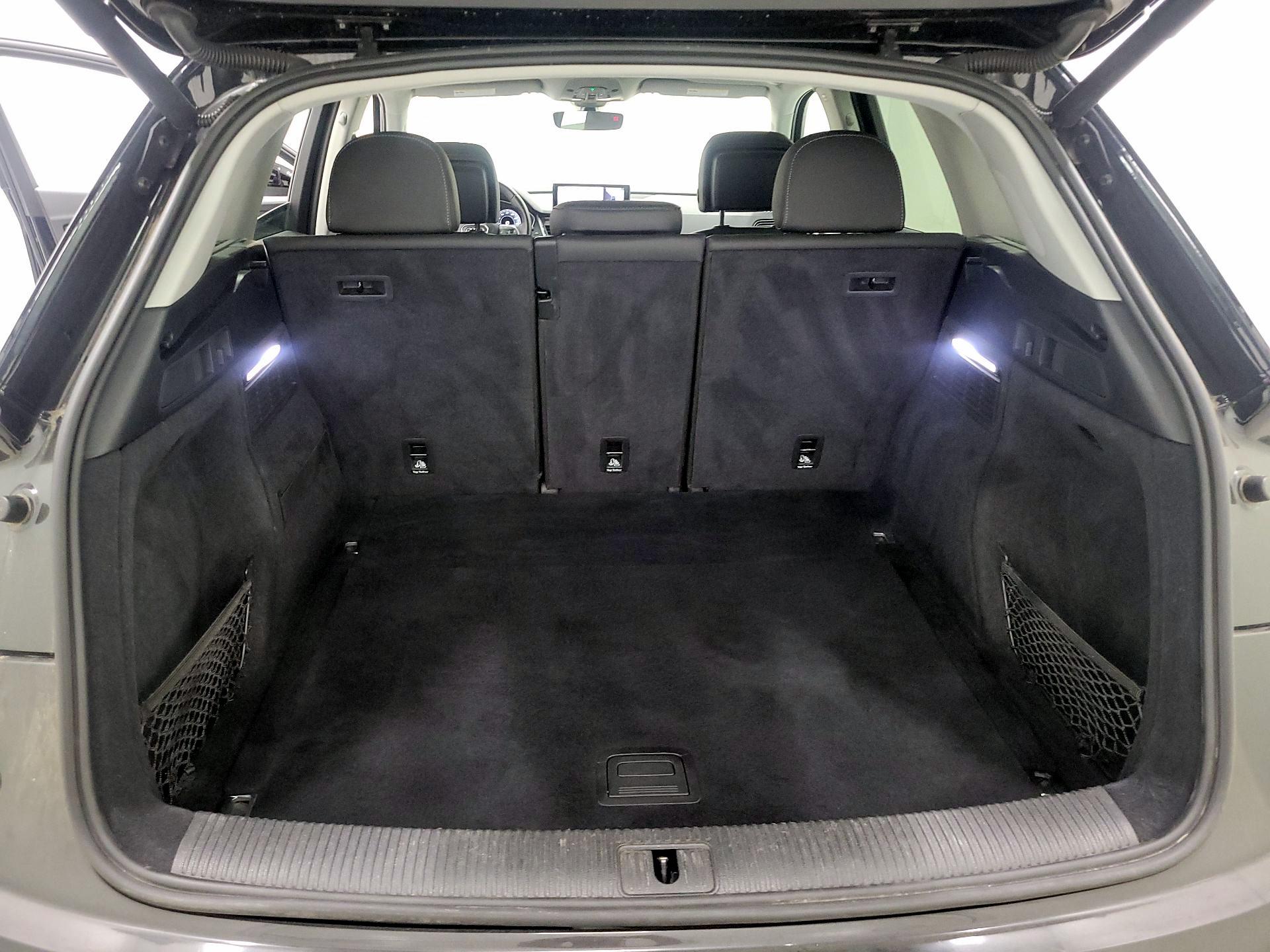 Thumbnail: 2021 Audi Q5 - 20