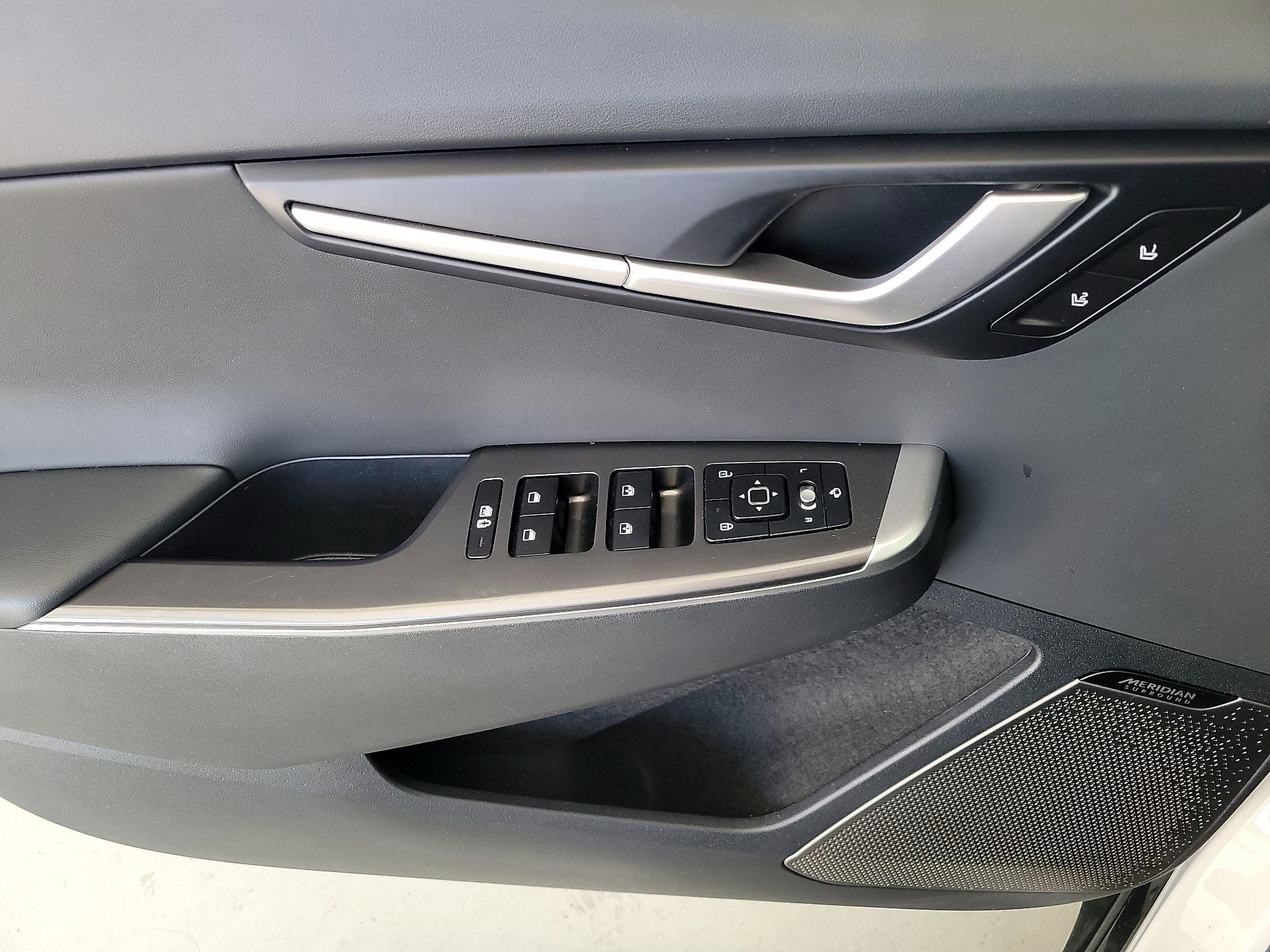 Thumbnail: 2023 Kia EV6 - 12
