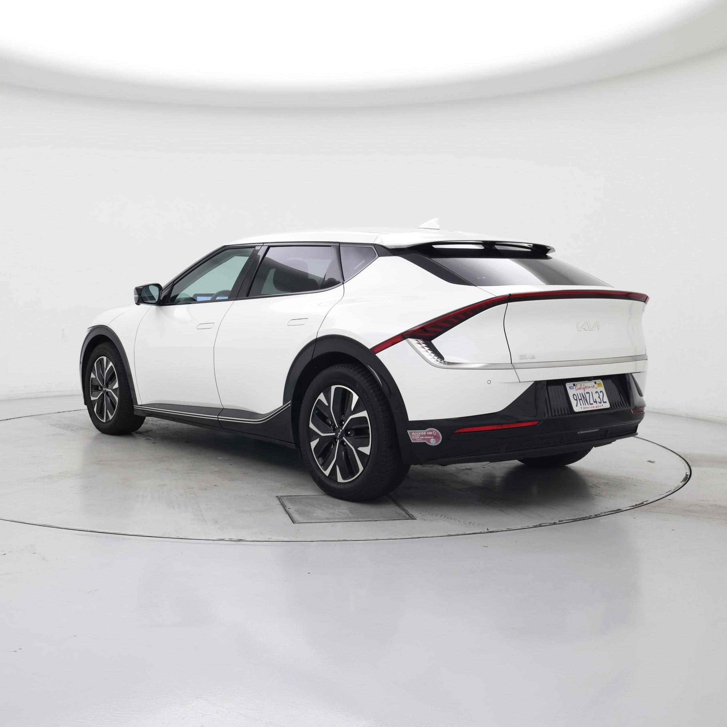 Thumbnail: 2023 Kia EV6 - 2