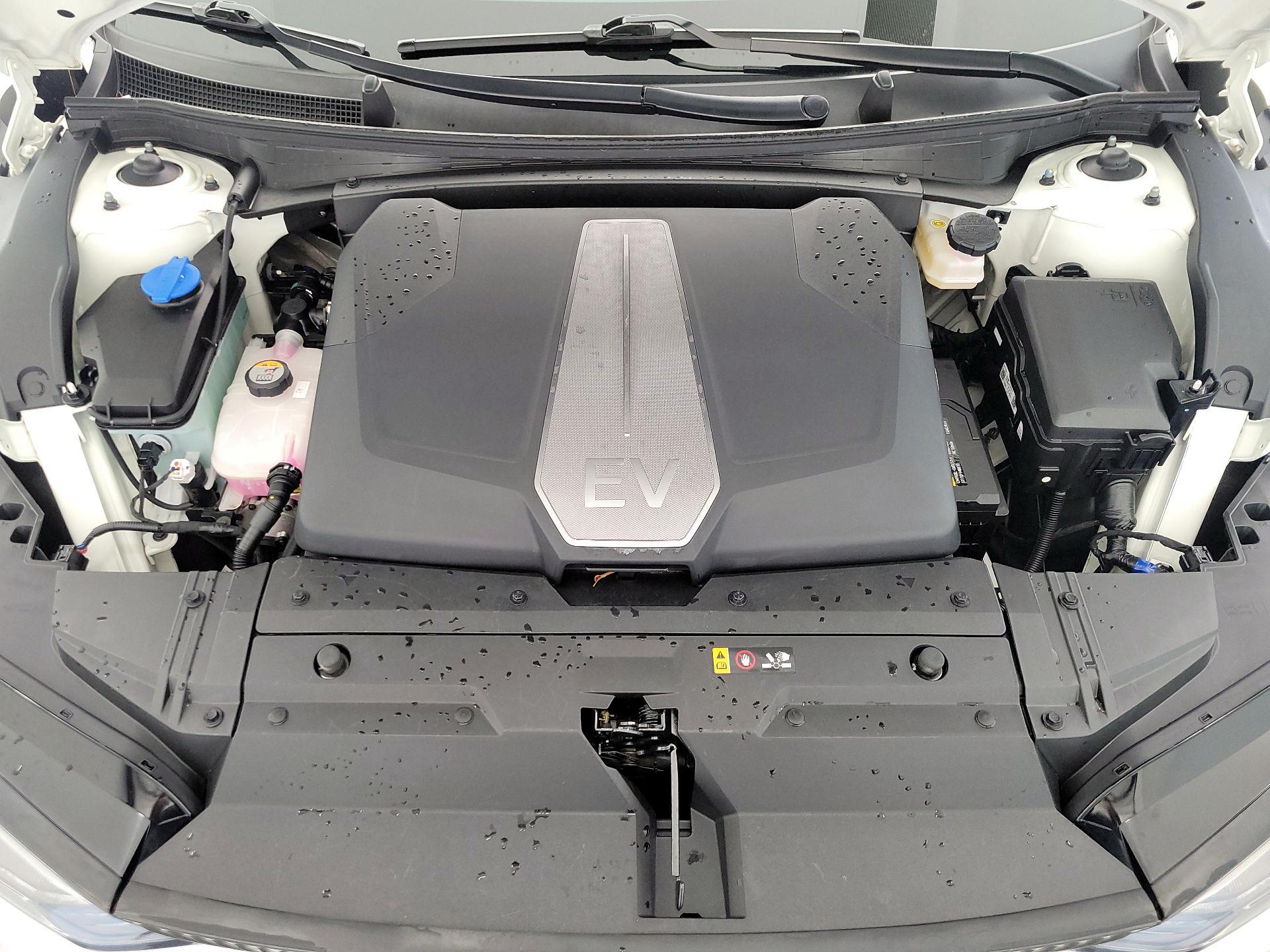 Thumbnail: 2023 Kia EV6 - 20