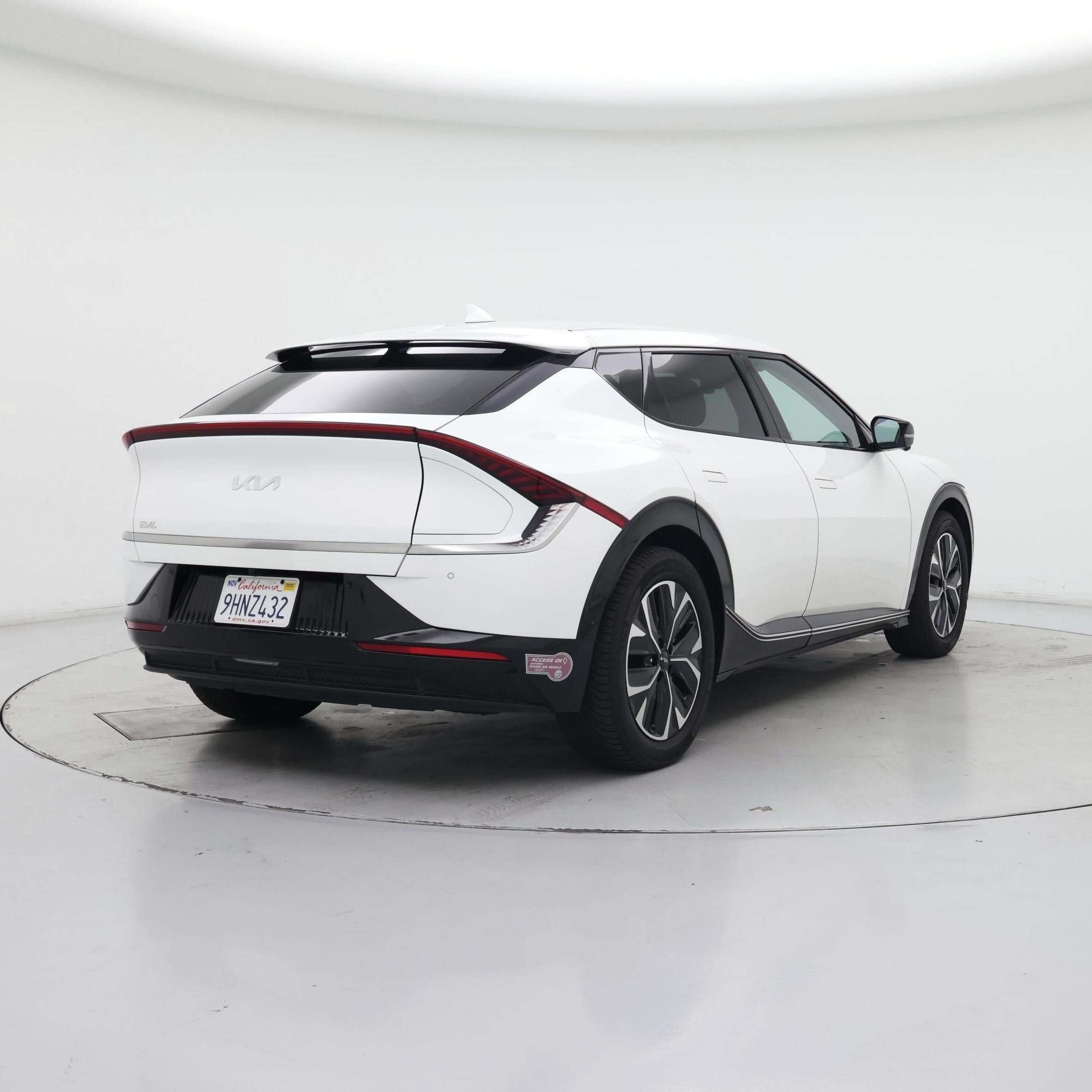 Thumbnail: 2023 Kia EV6 - 8