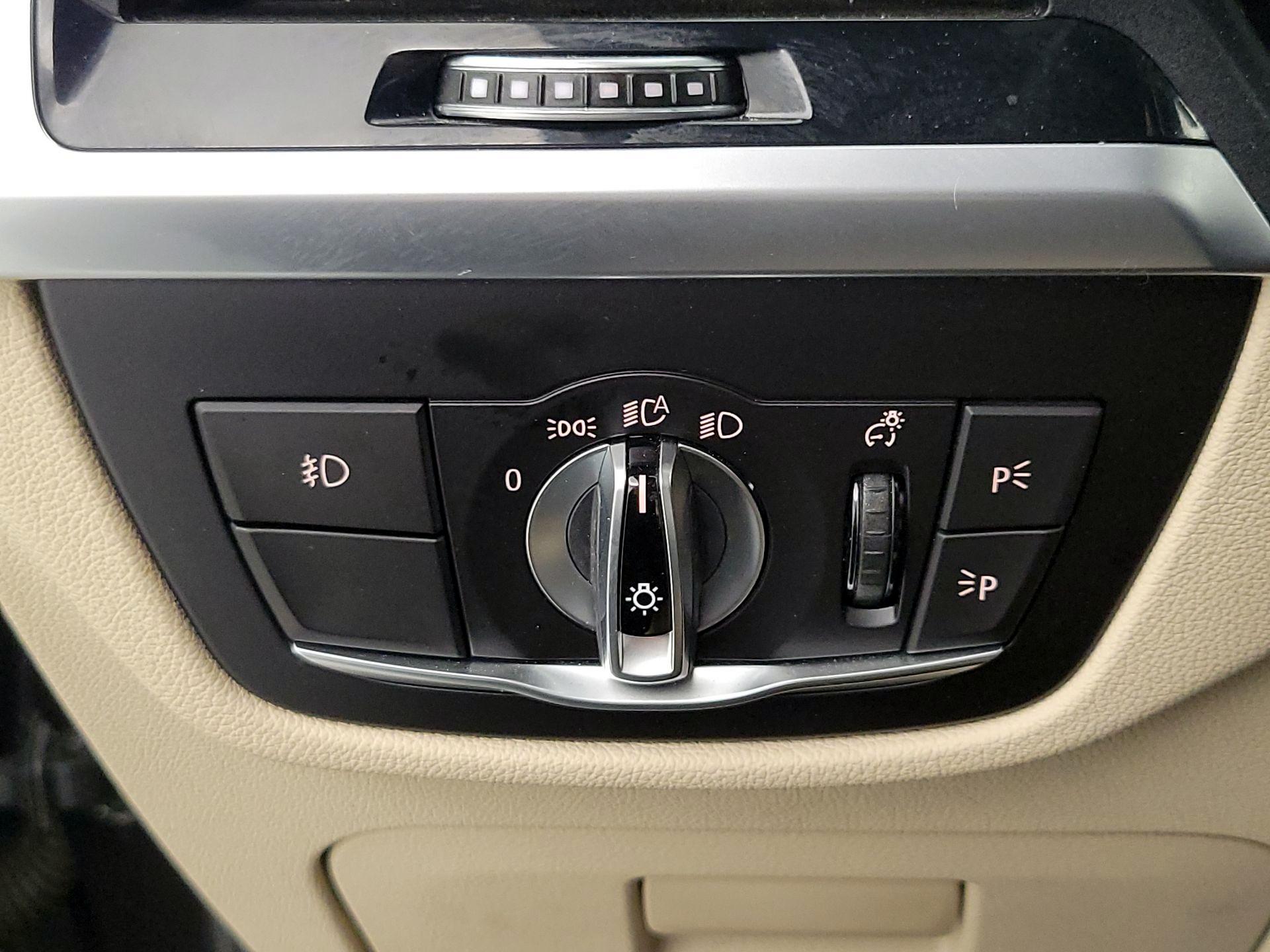 Thumbnail: 2020 BMW X3 - 13