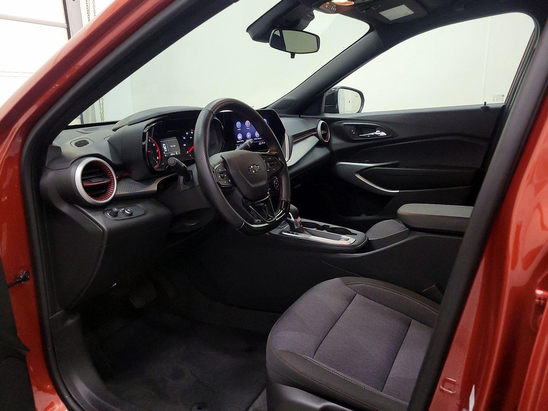 Thumbnail: 2024 Chevrolet Trax - 11