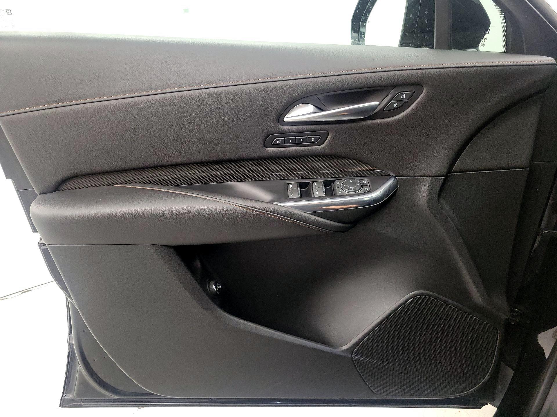 Thumbnail: 2019 Cadillac XT4 - 12