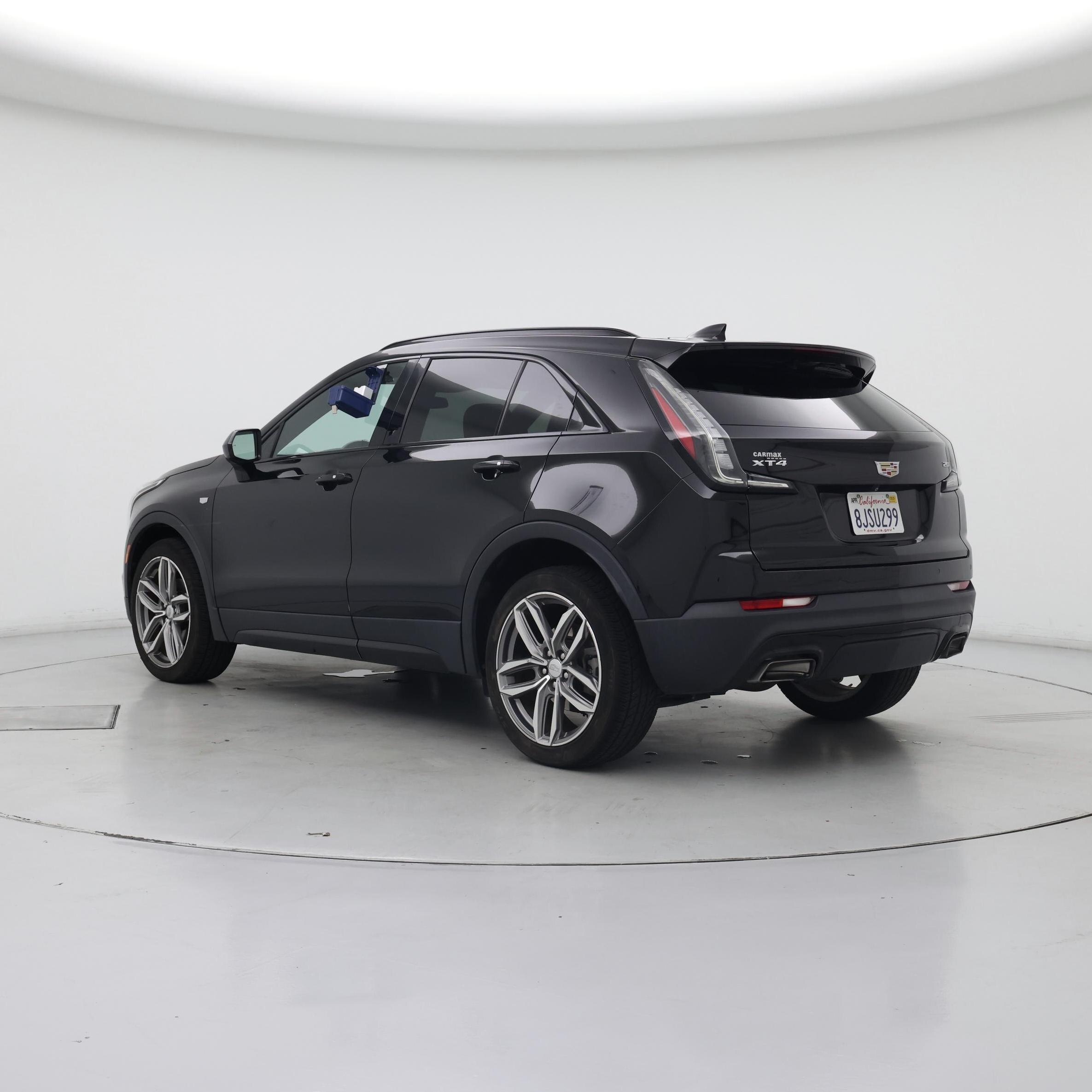 Thumbnail: 2019 Cadillac XT4 - 2