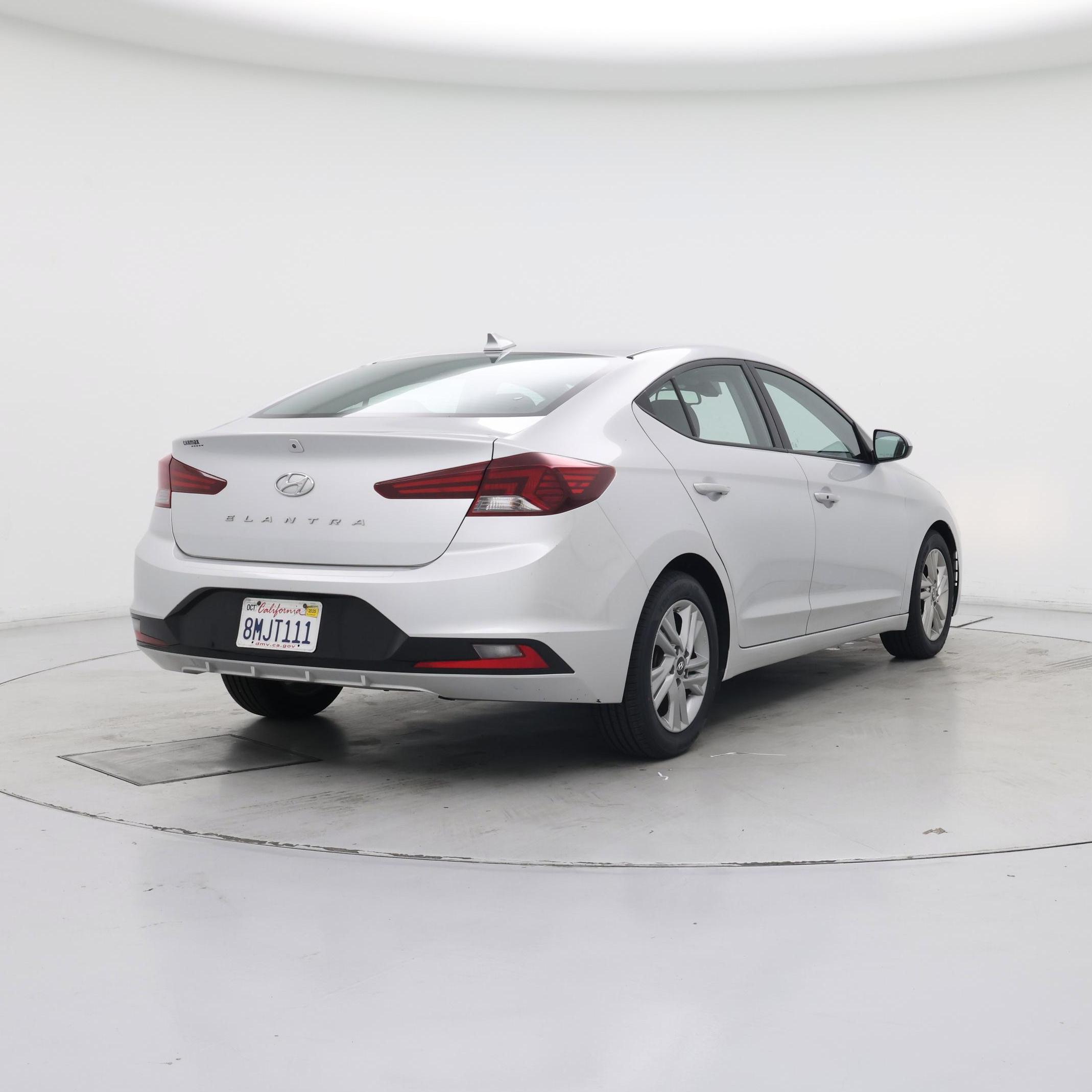 Thumbnail: 2020 Hyundai Elantra - 8