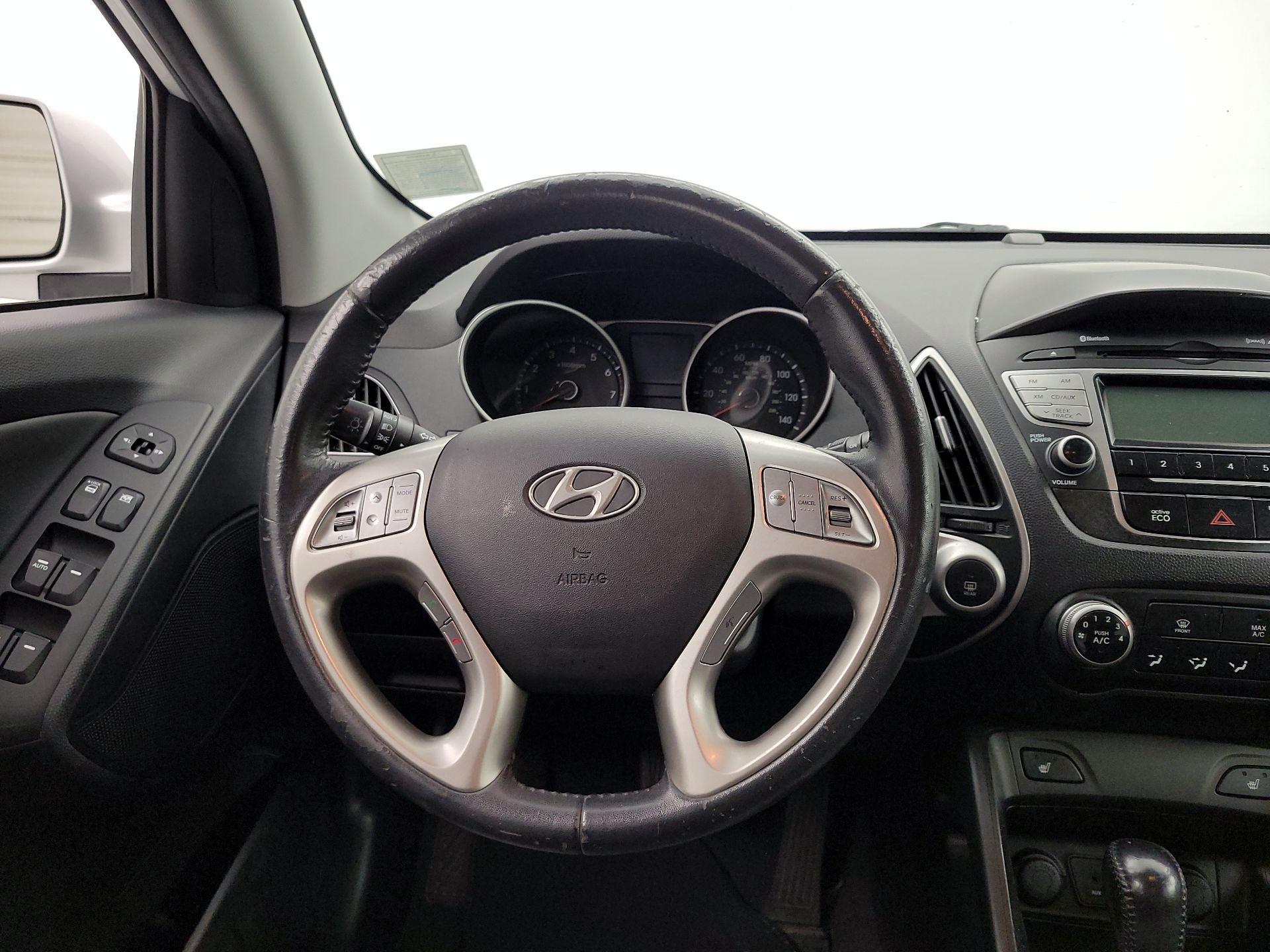 Thumbnail: 2013 Hyundai Tucson - 10