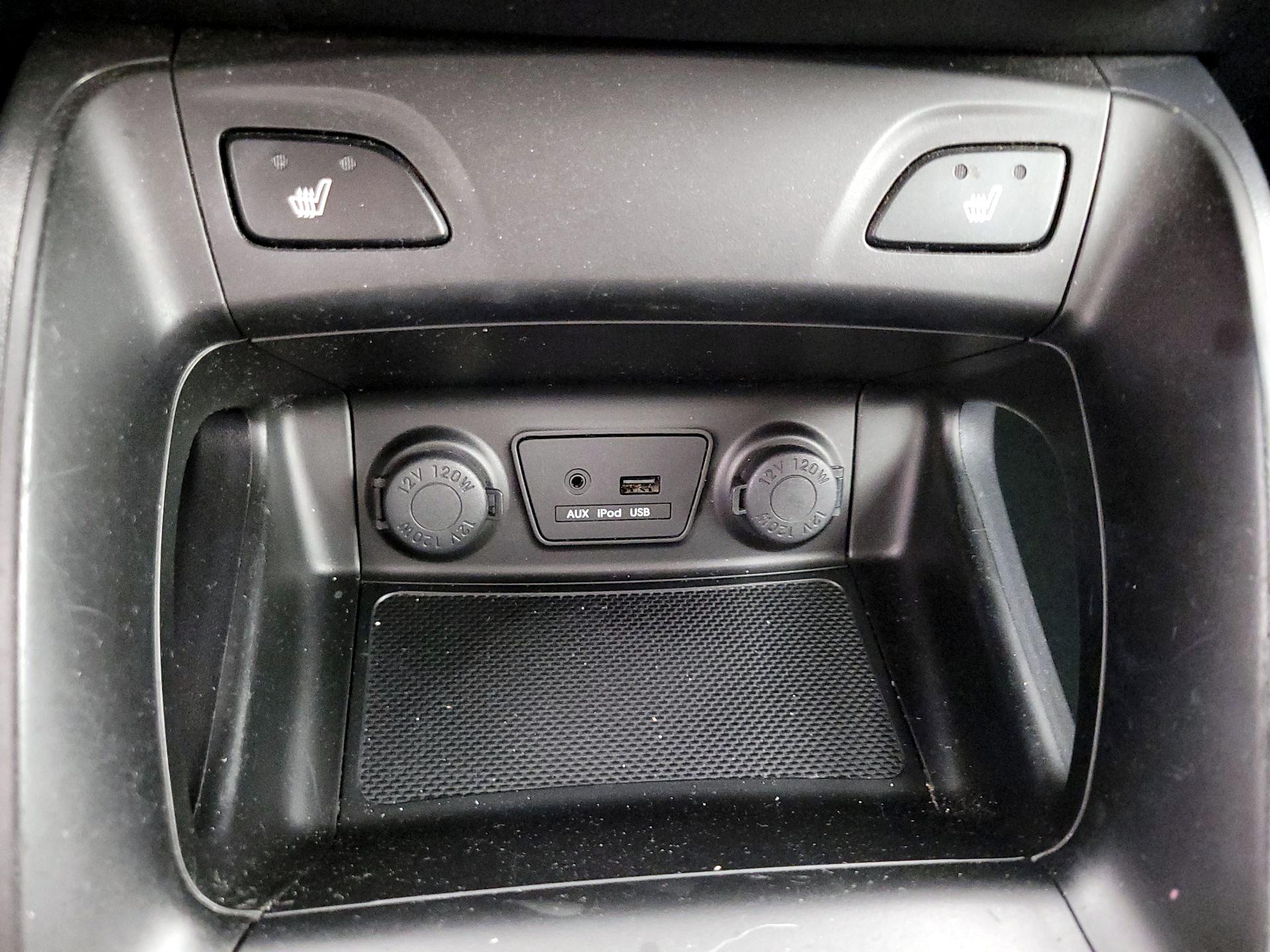 Thumbnail: 2013 Hyundai Tucson - 17