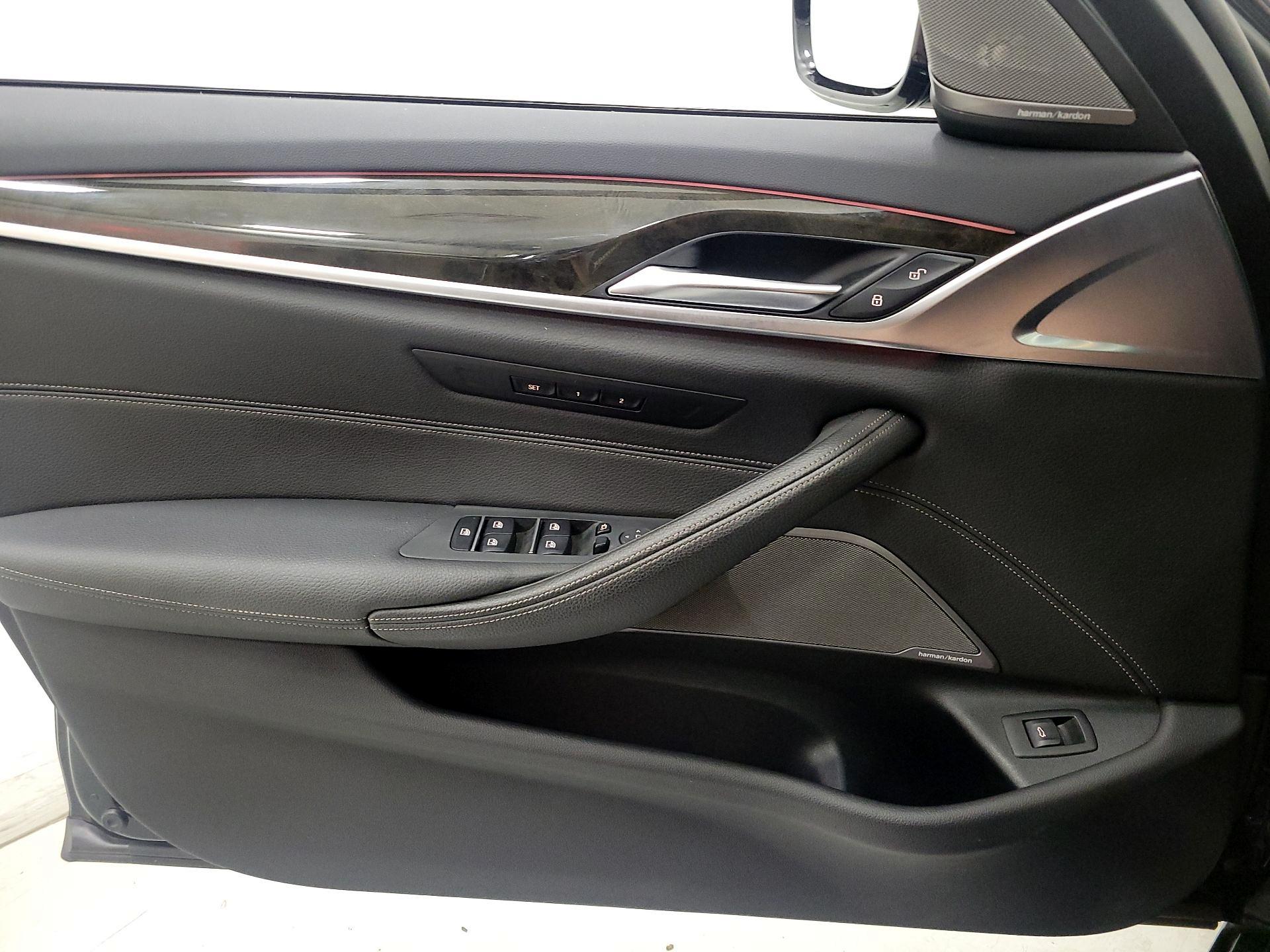 Thumbnail: 2019 BMW 5 Series - 12
