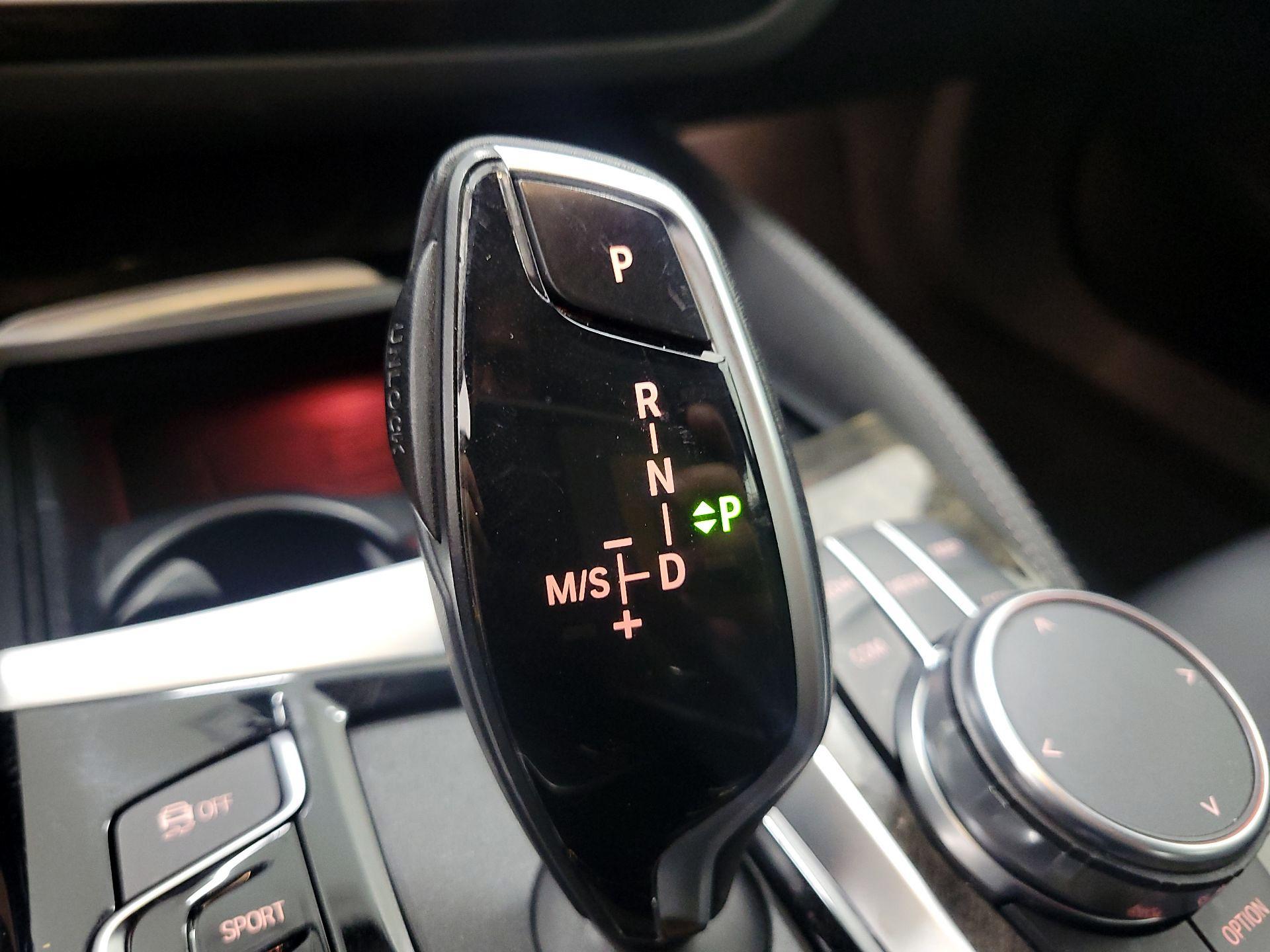 Thumbnail: 2019 BMW 5 Series - 18