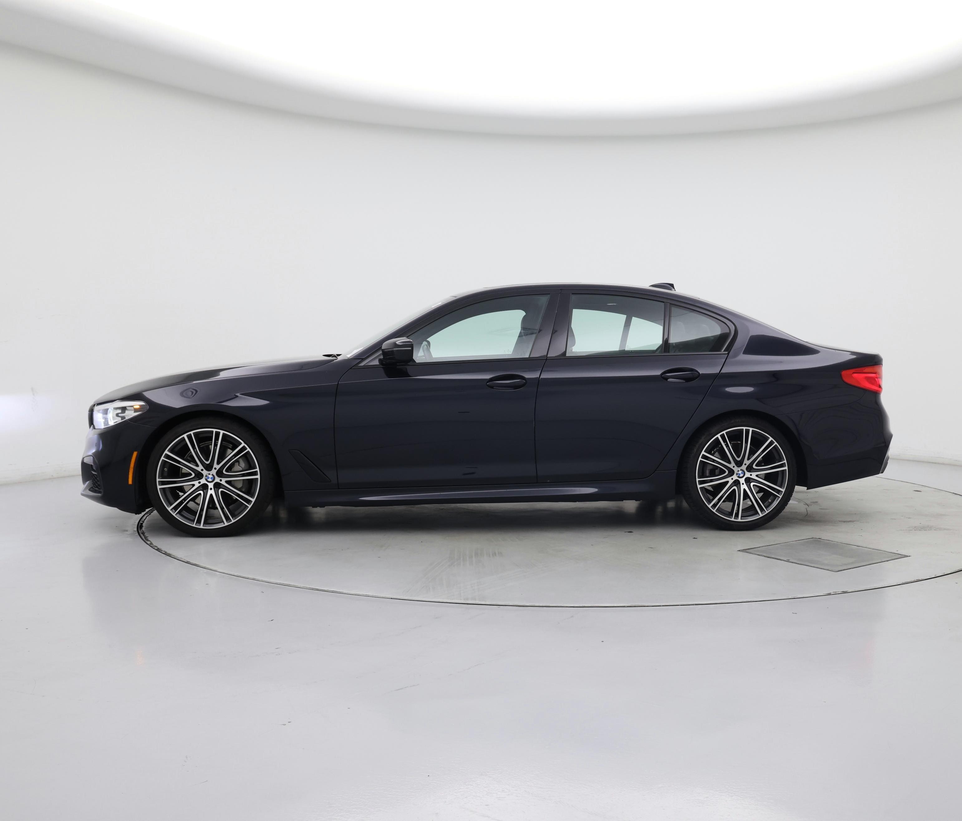 Thumbnail: 2019 BMW 5 Series - 3
