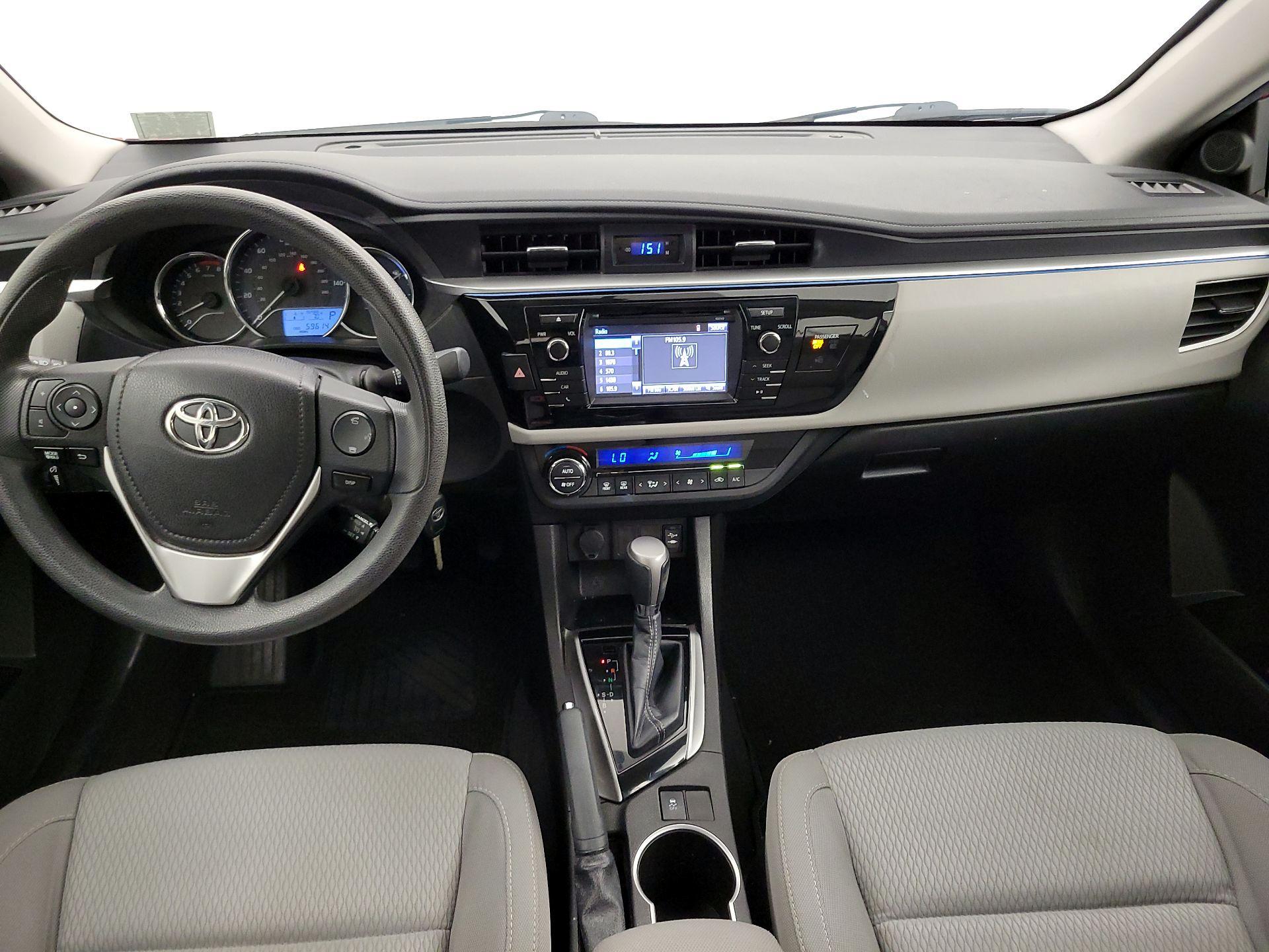 Thumbnail: 2015 Toyota Corolla - 9
