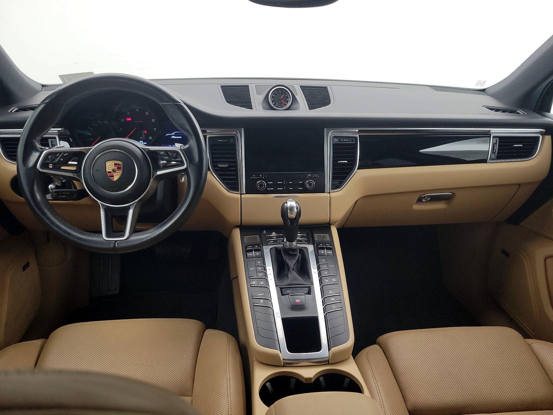 Thumbnail: 2017 Porsche Macan - 9