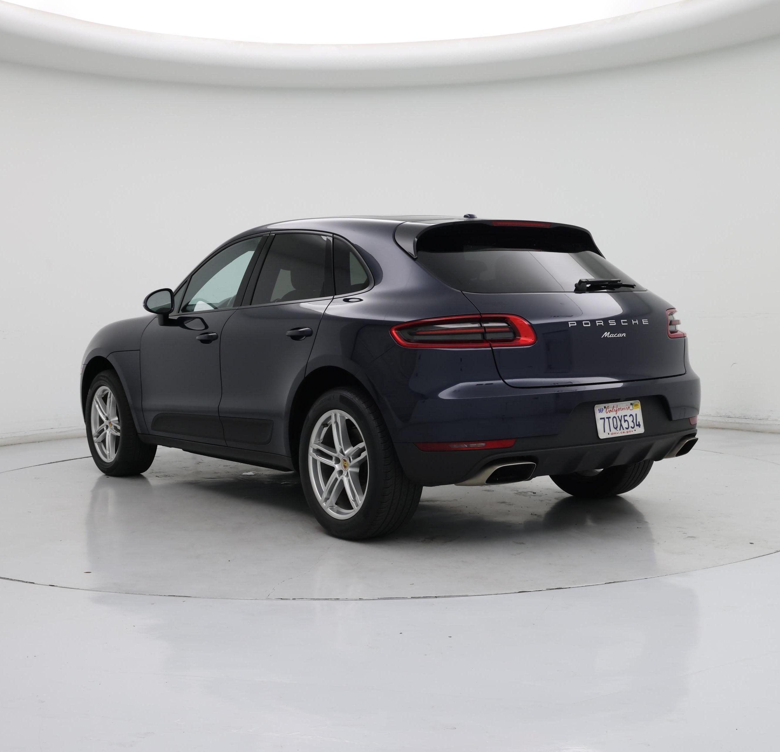 Thumbnail: 2017 Porsche Macan - 2