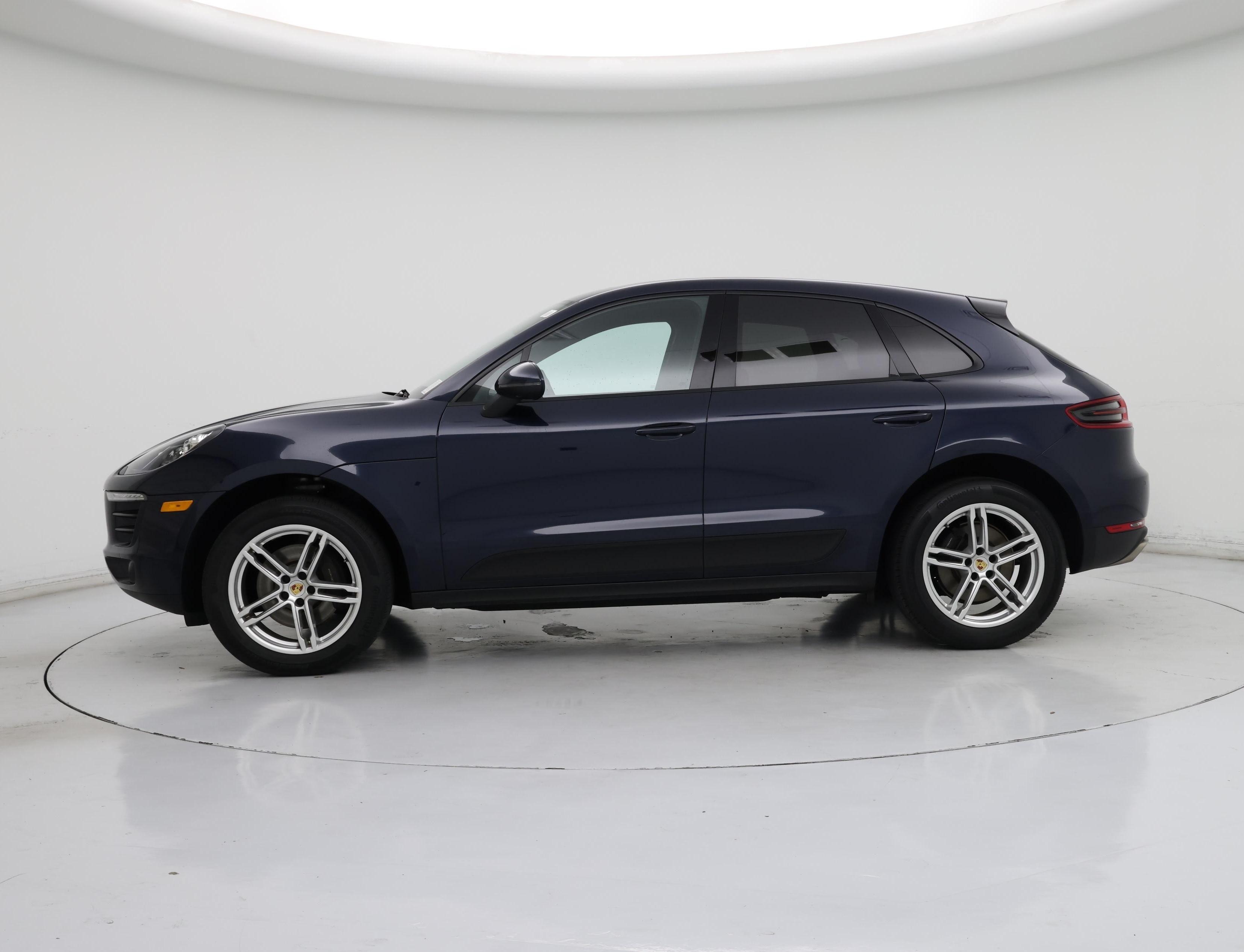 Thumbnail: 2017 Porsche Macan - 3