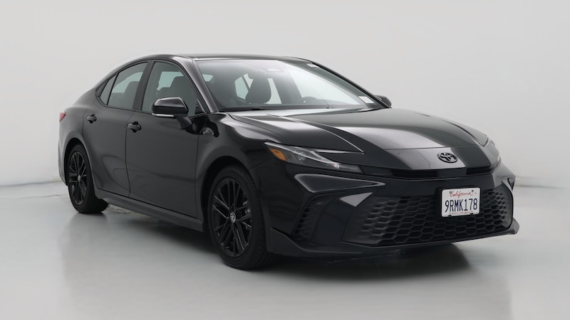 2025 Toyota Camry SE Hero Image