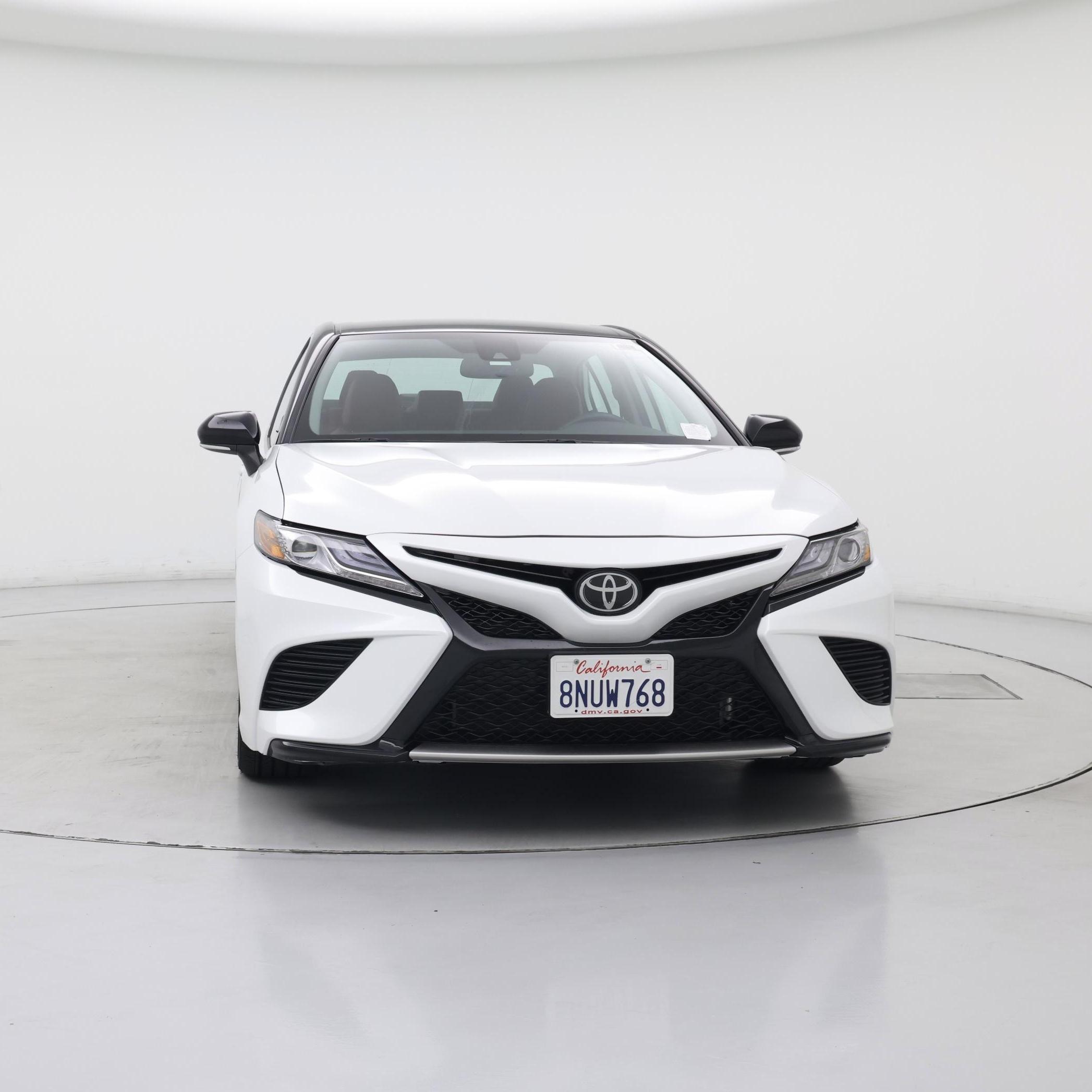 Thumbnail: 2019 Toyota Camry - 5
