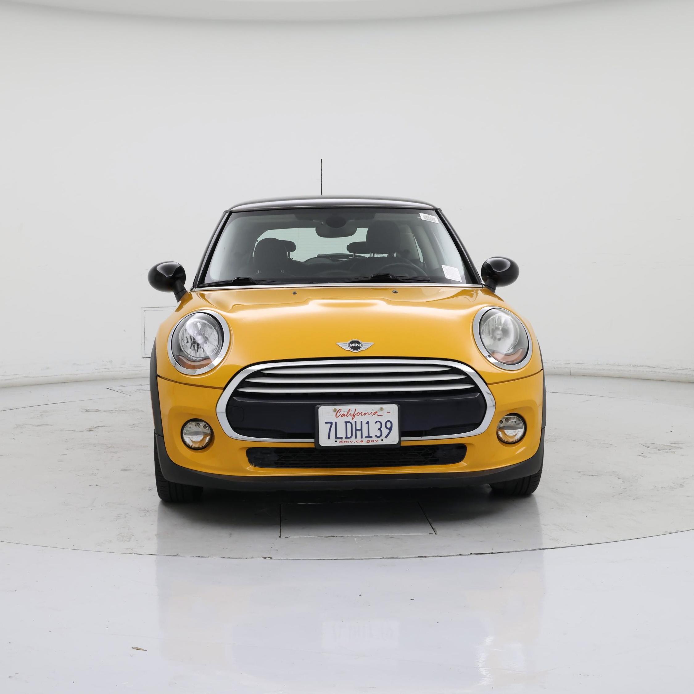 Thumbnail: 2015 MINI Cooper Hardtop - 5