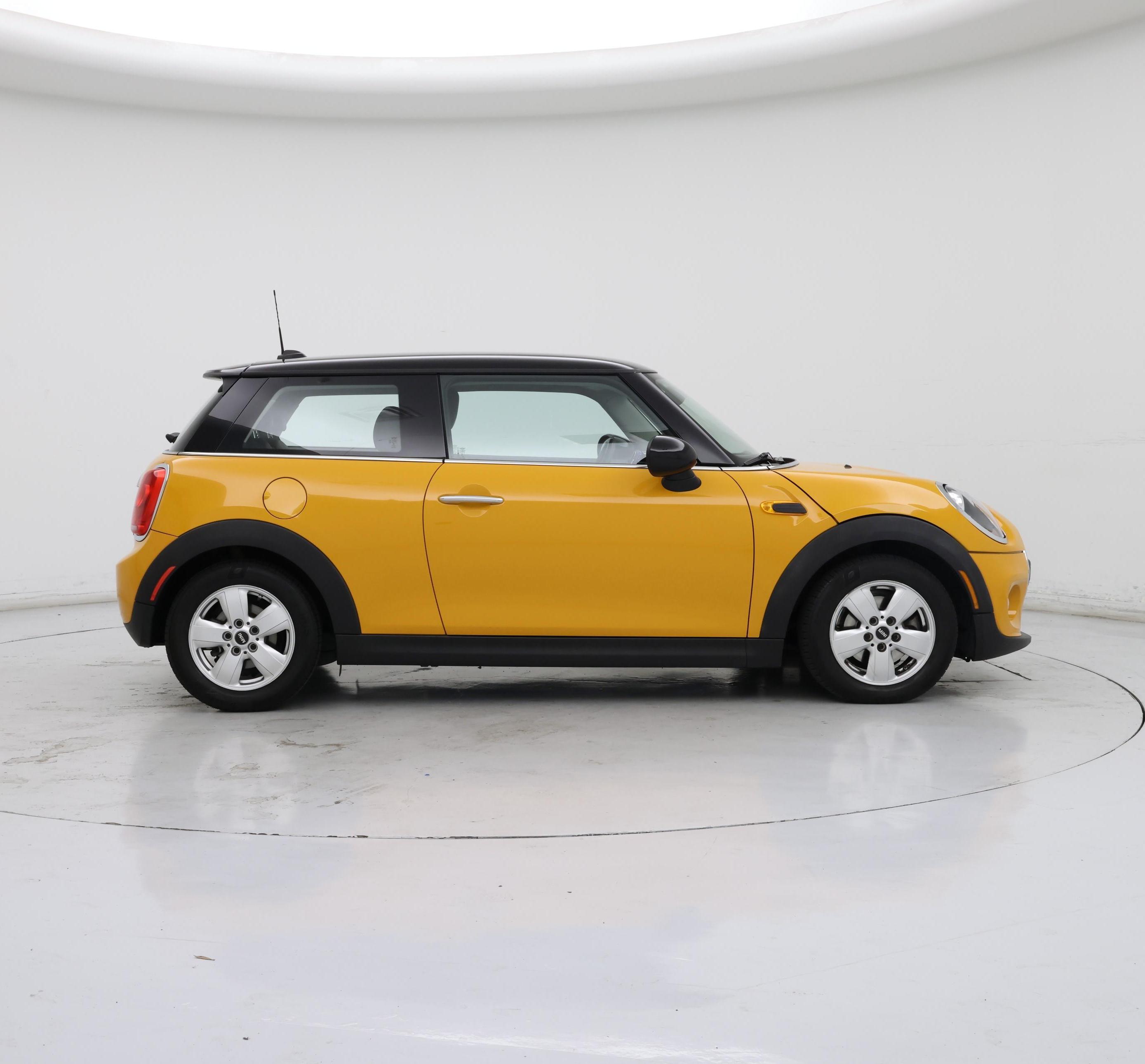 Thumbnail: 2015 MINI Cooper Hardtop - 7