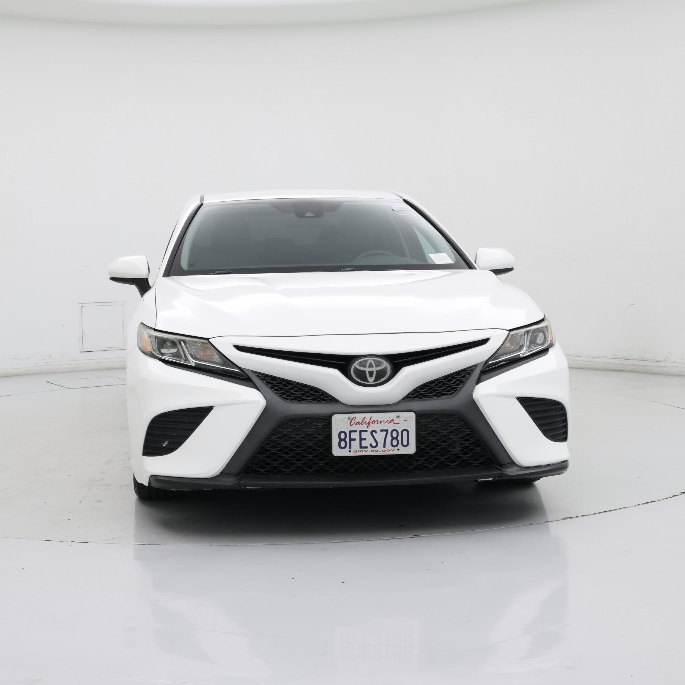 Thumbnail: 2018 Toyota Camry - 5