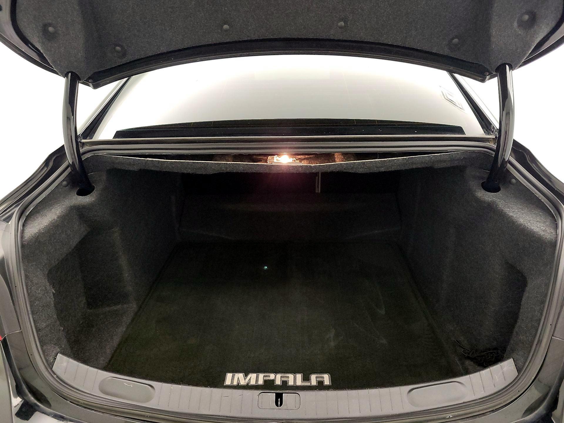 Thumbnail: 2017 Chevrolet Impala - 20