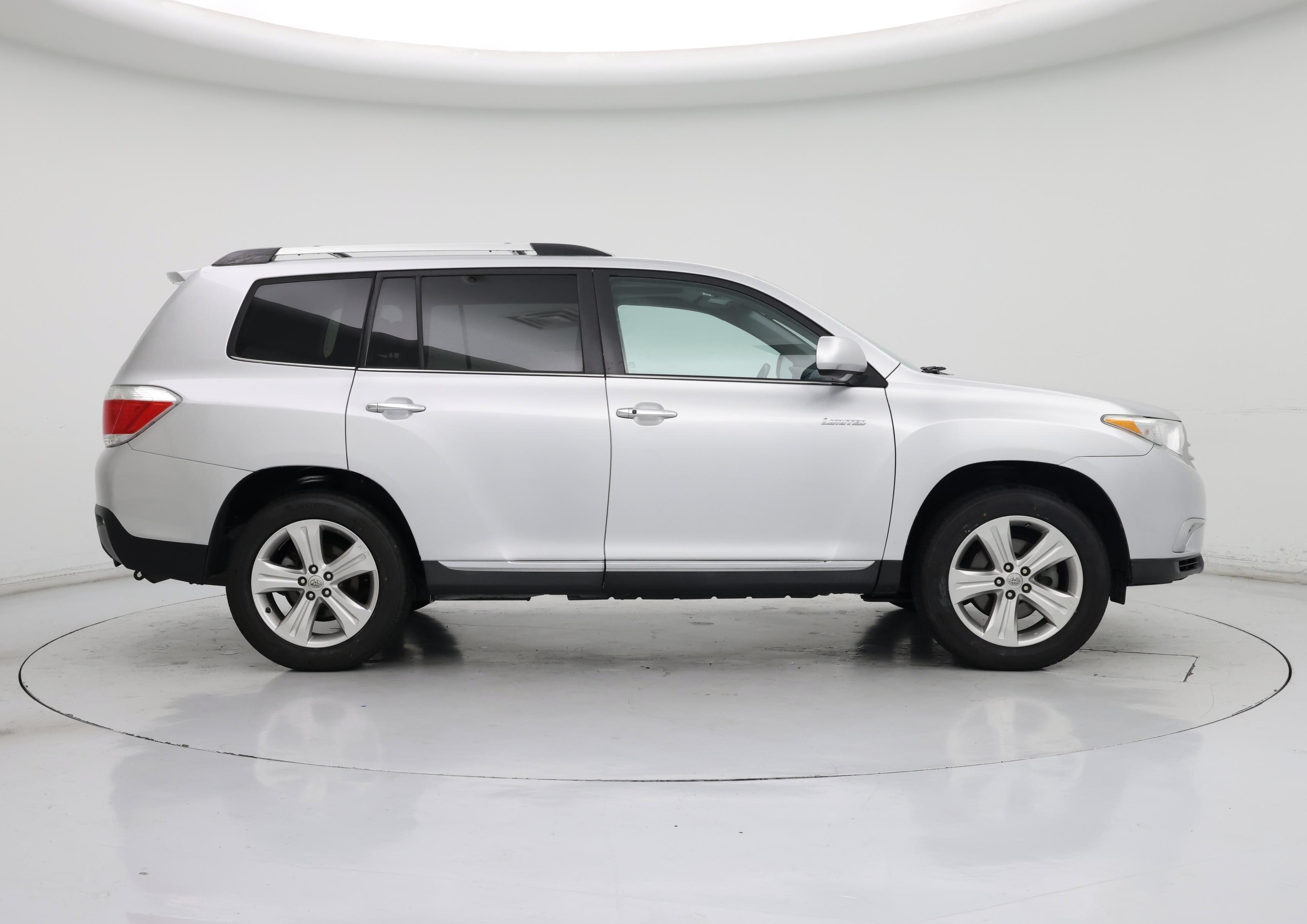 Thumbnail: 2013 Toyota Highlander - 7