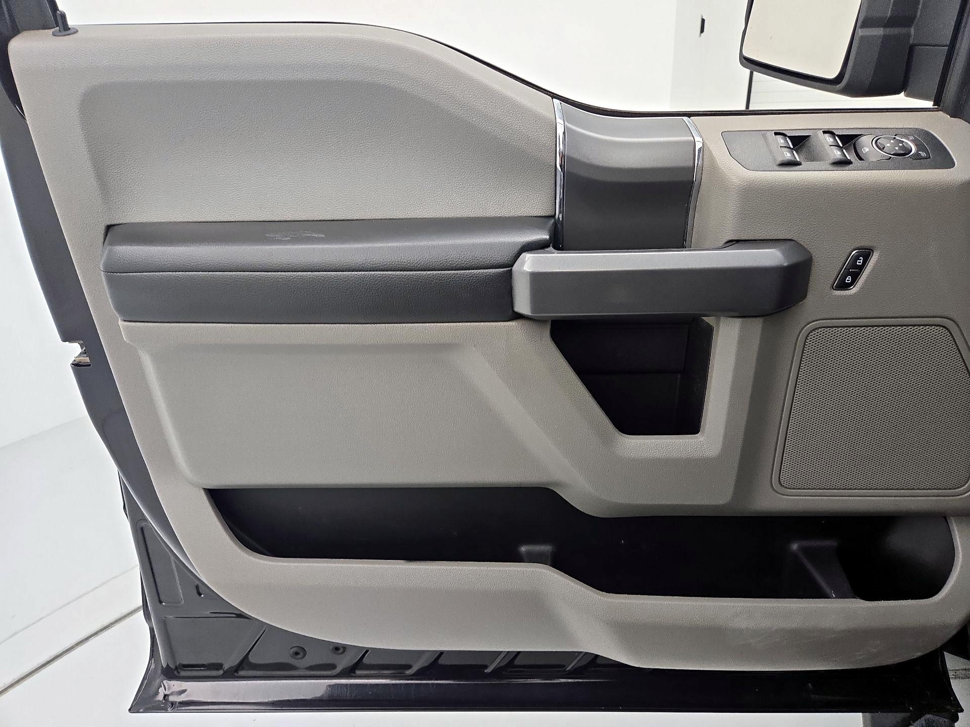 Thumbnail: 2020 Ford F-150 - 12