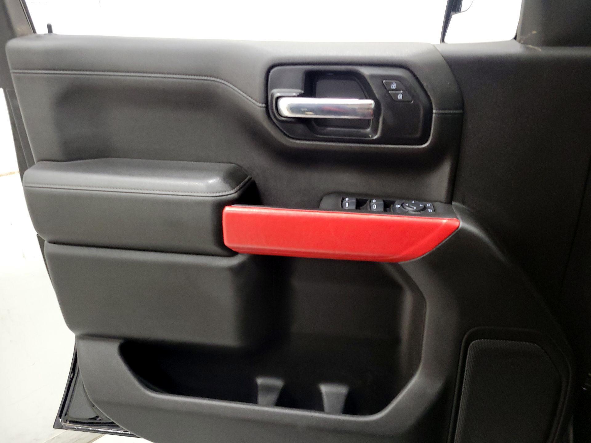Thumbnail: 2020 Chevrolet Silverado 1500 - 12