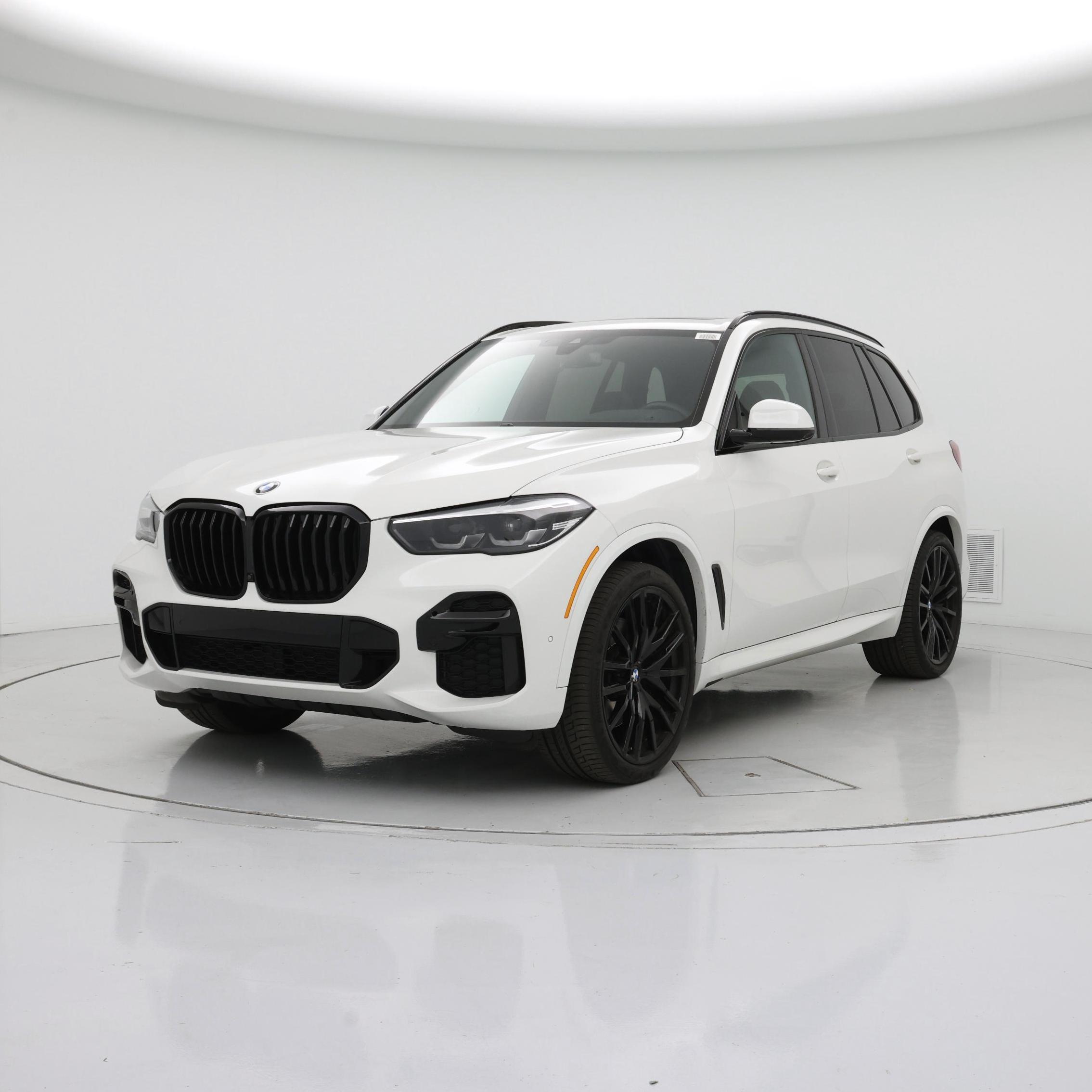 Thumbnail: 2023 BMW X5 - 4