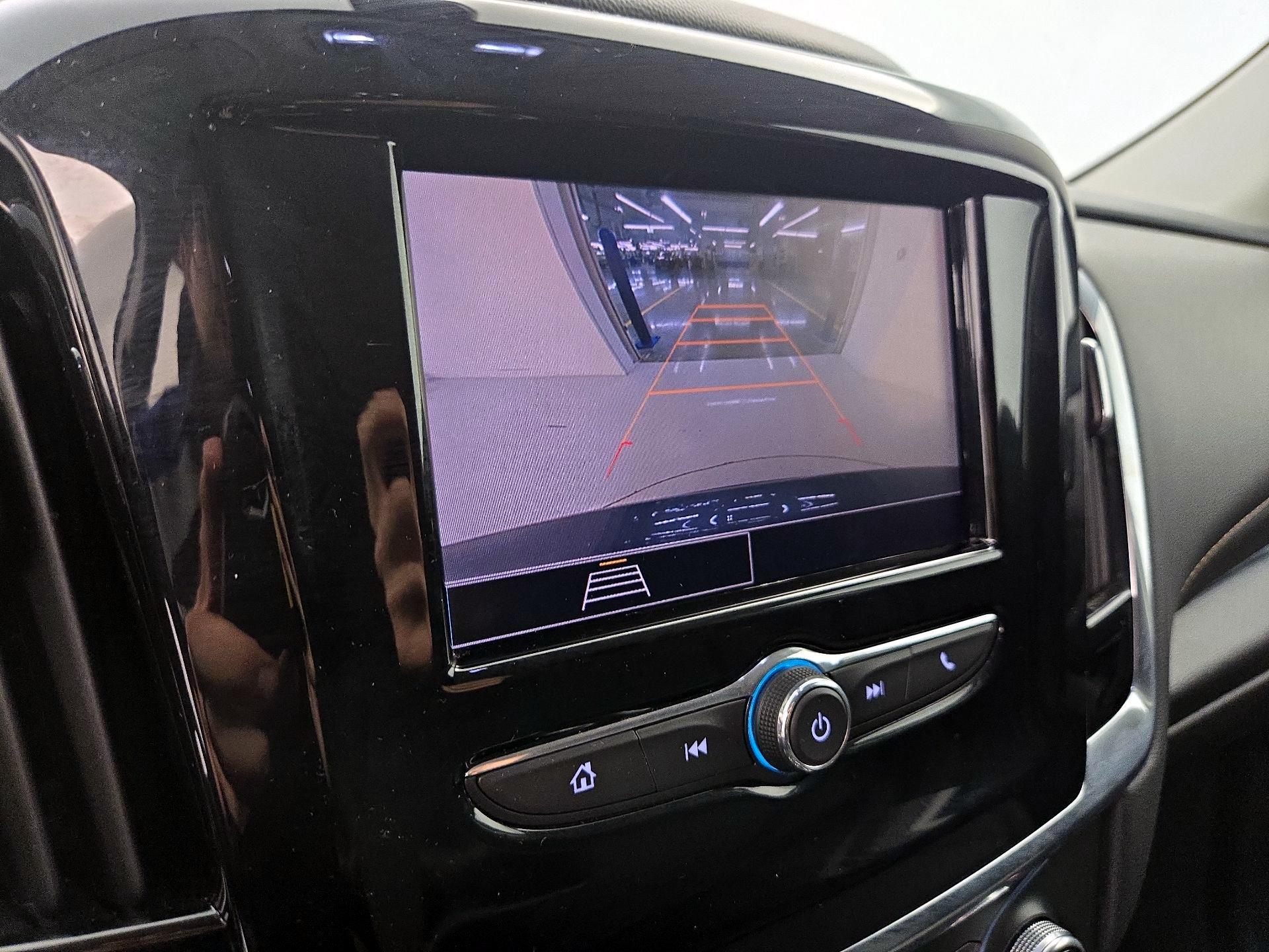 Thumbnail: 2020 Chevrolet Traverse - 14