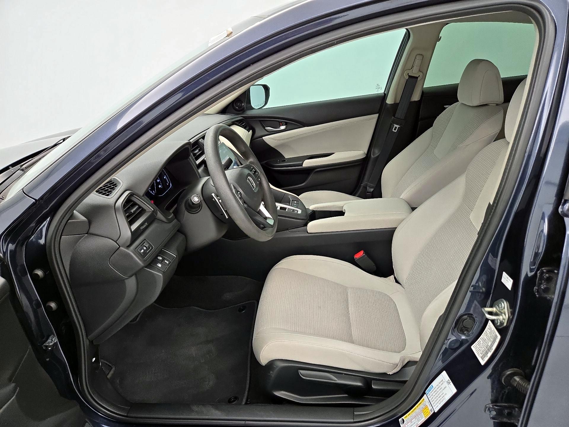 Thumbnail: 2020 Honda Insight - 11