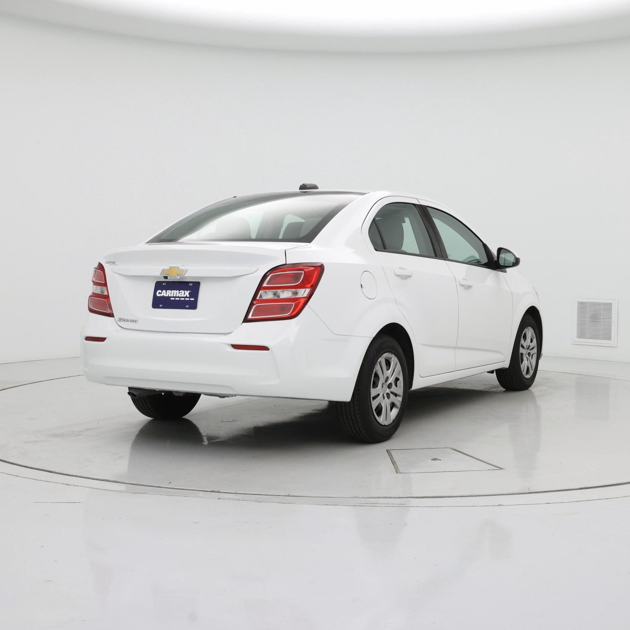 Thumbnail: 2020 Chevrolet Sonic - 8